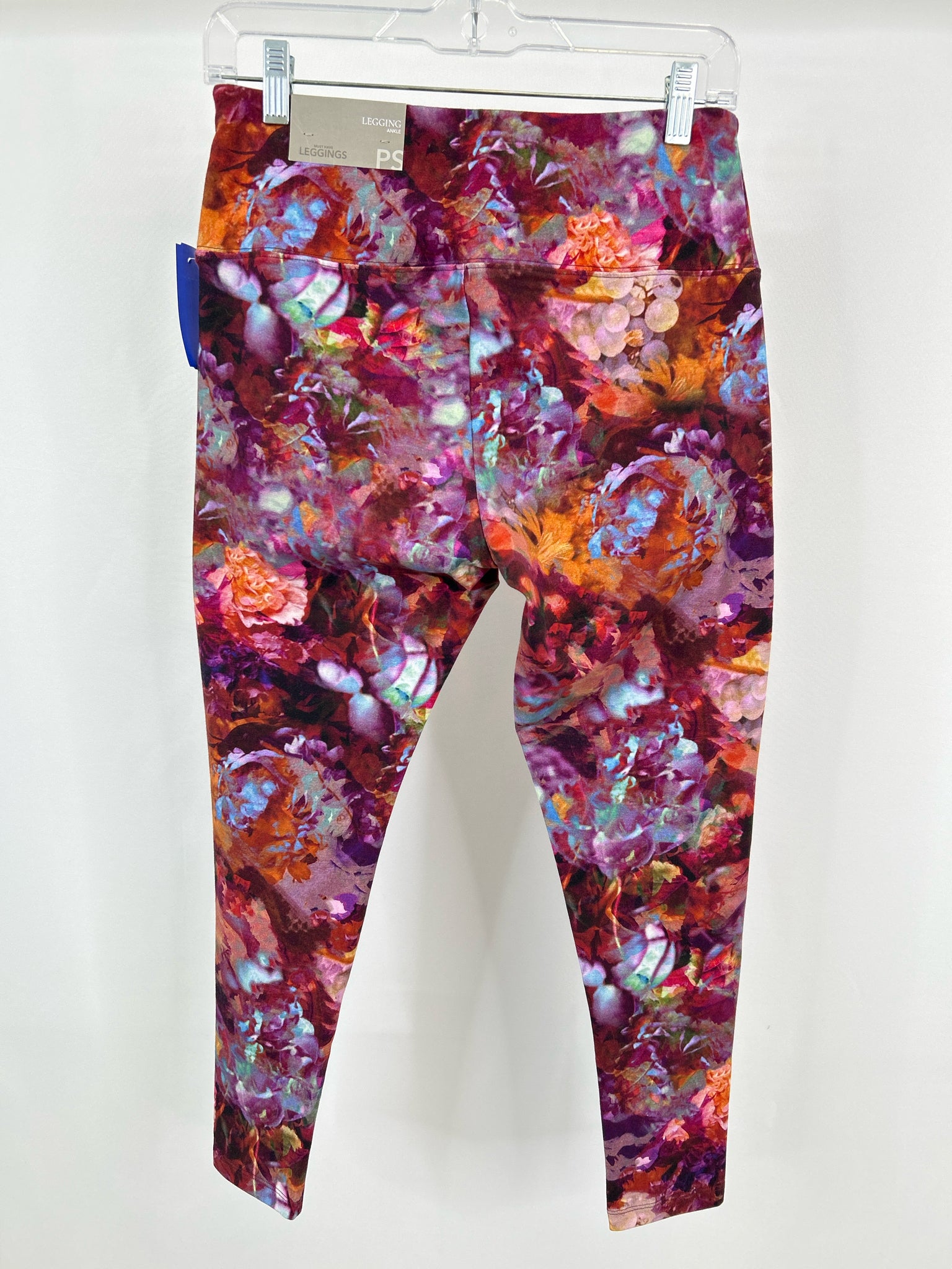 SOFT SURROUNDINGS NWT Size ps Purple Print Women Legging