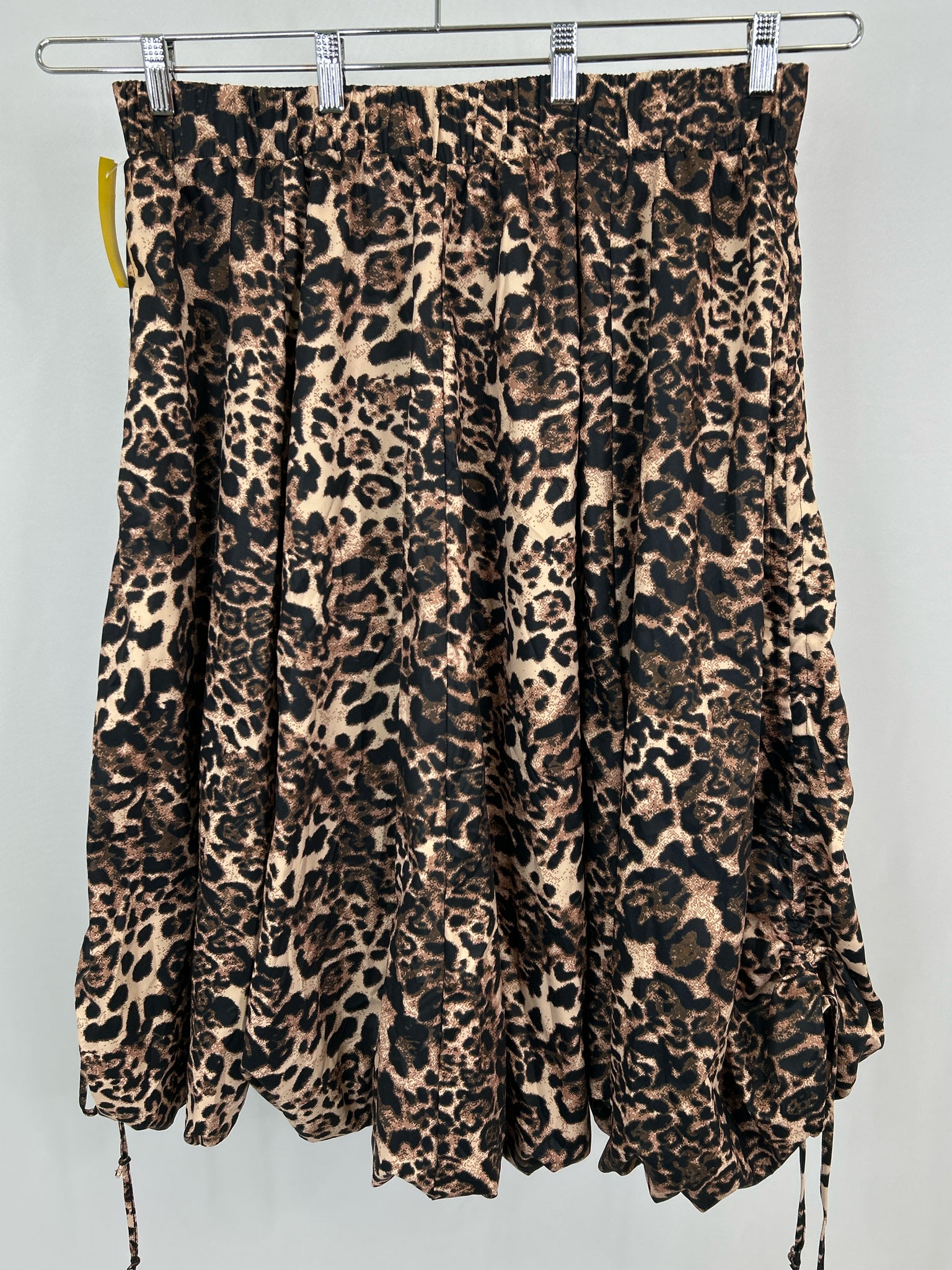 LOVE. HIGHLIGHT Size 2XL Black Print Women Skirt