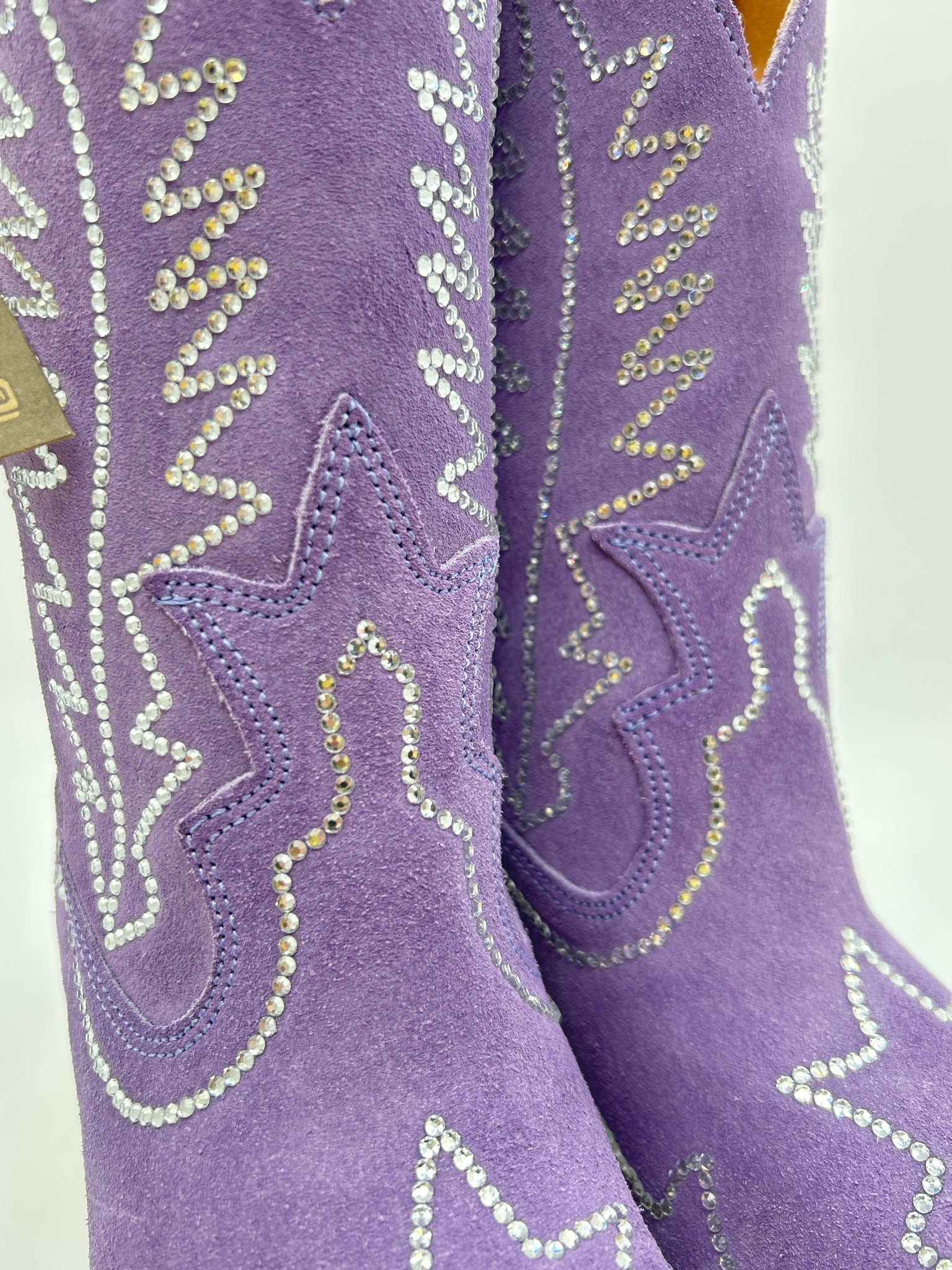 DINGO Size 8.5M Lavender Women Boots