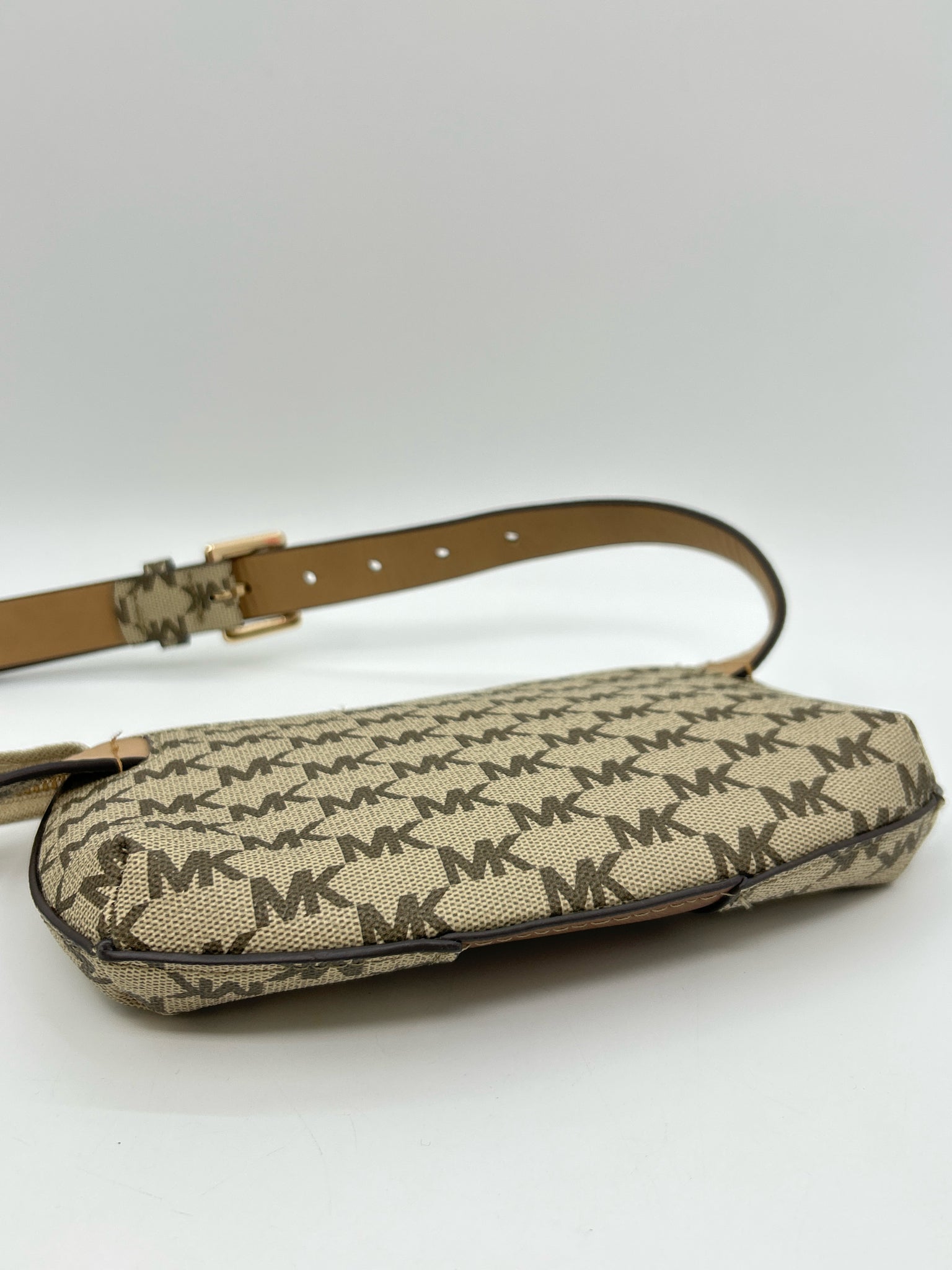MICHAEL KORS BEIGE AND BROWN Women Purse