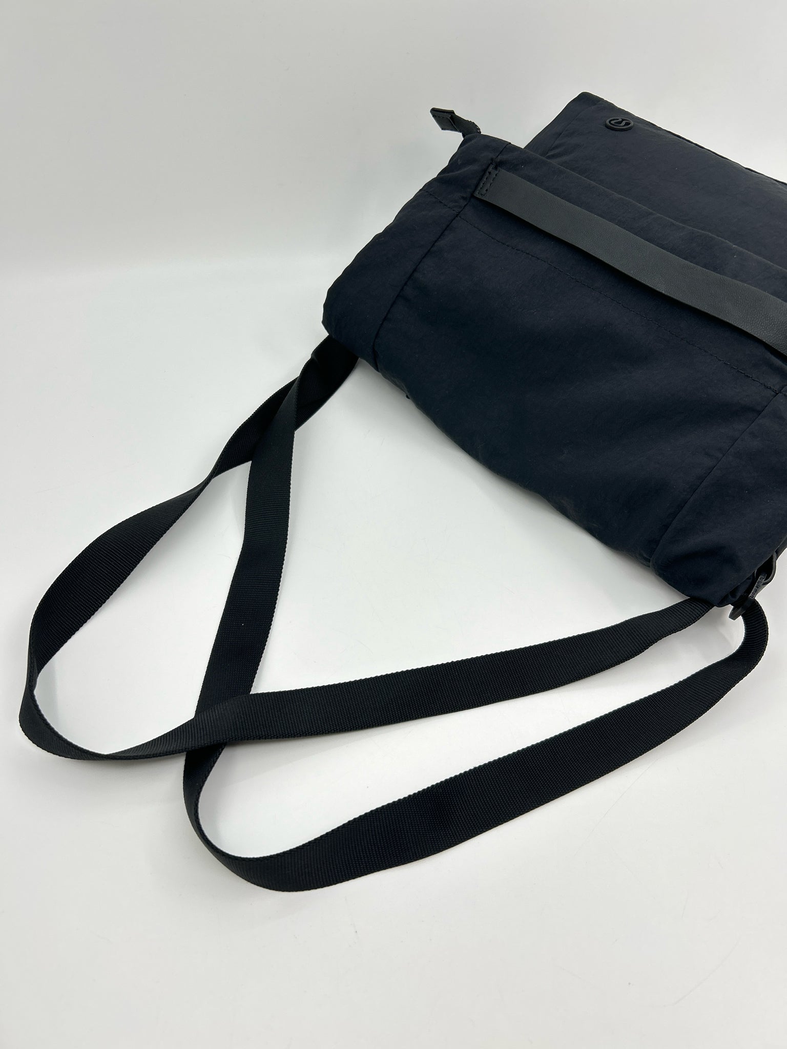 LULULEMON Black Women Purse