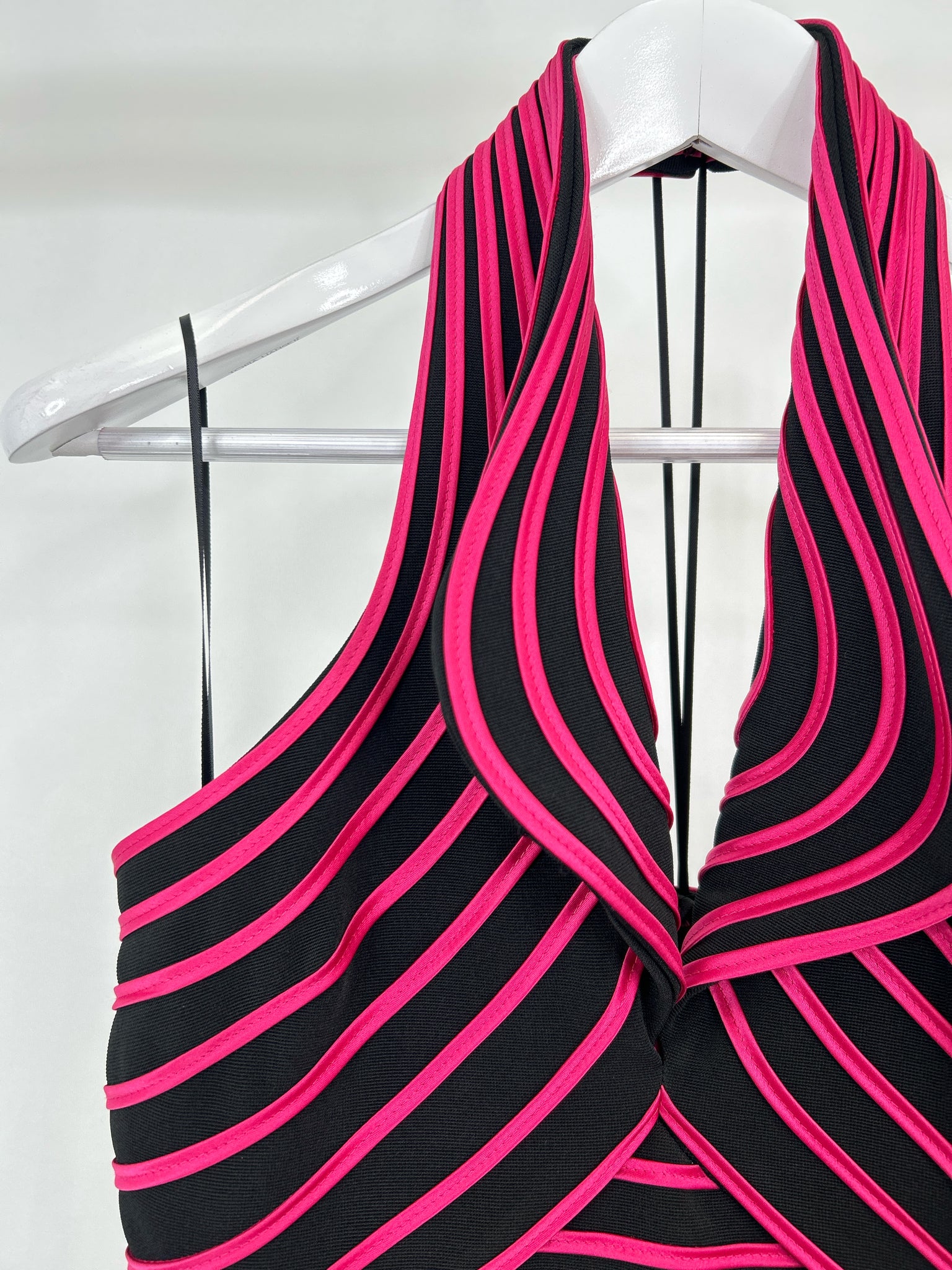 JS COLLECTION NWT Size 8 BLACK AND PINK Women Tank Top