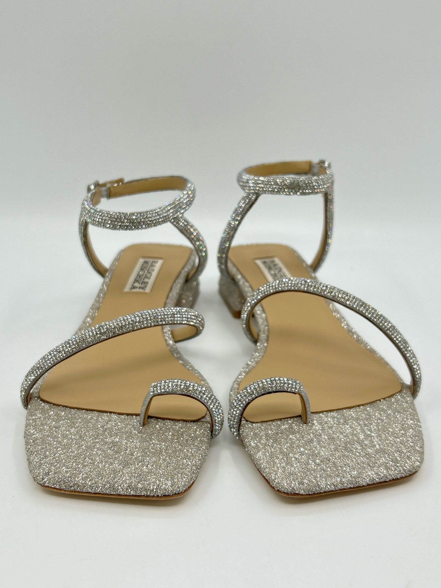 BADGLEY MISCHKA Size 6 Silver Women Sandal