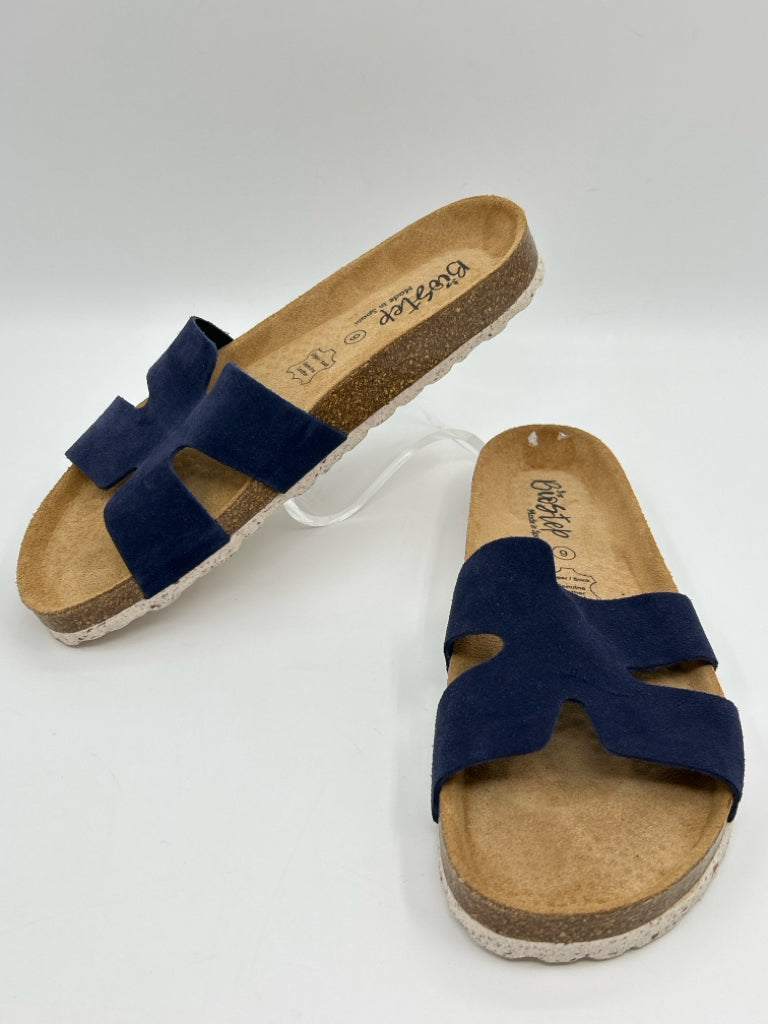 Bio Step NWOB Size 9 Navy Flats