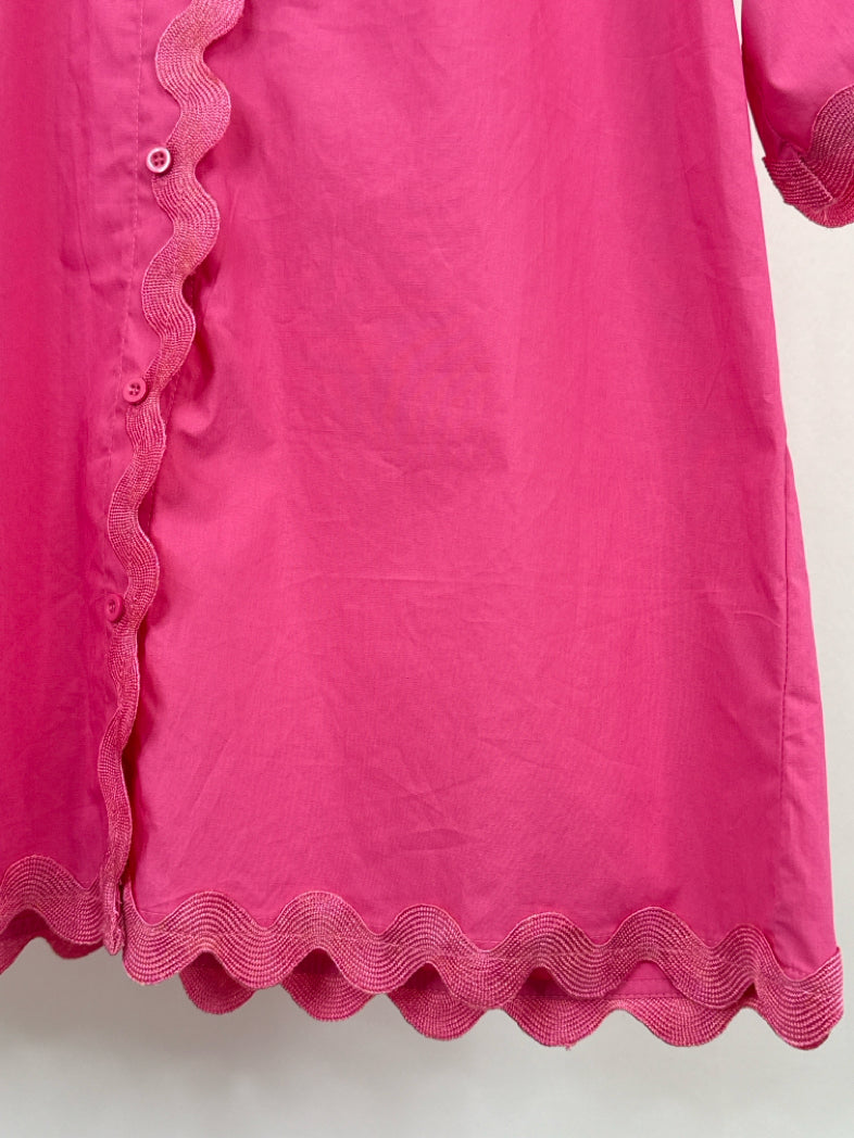 FANTASTIC FAWN Size S Pink Shirt NWT