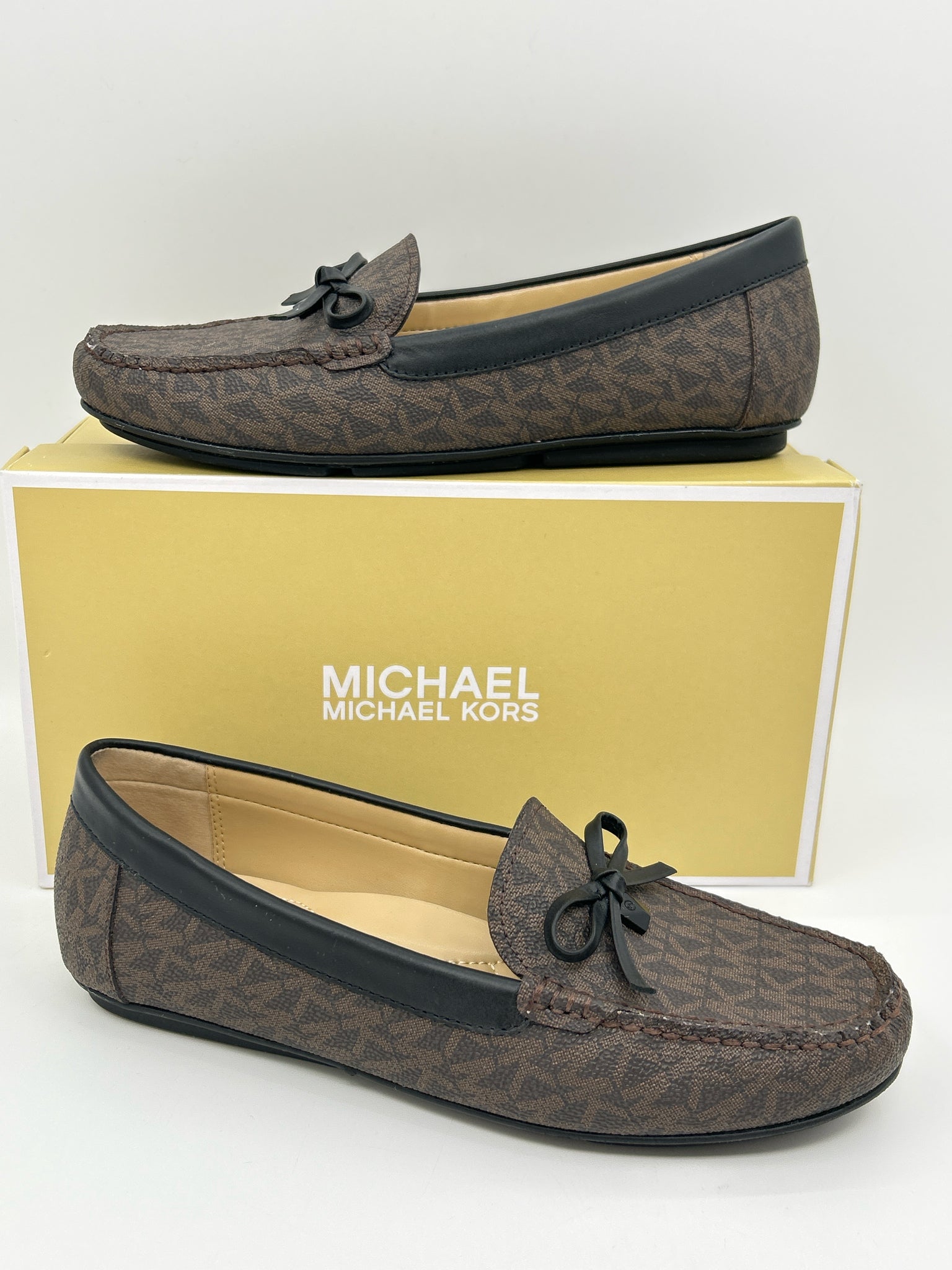 MICHAEL MICHAEL KORS Size 6.5 Brown and Black Women Loafer