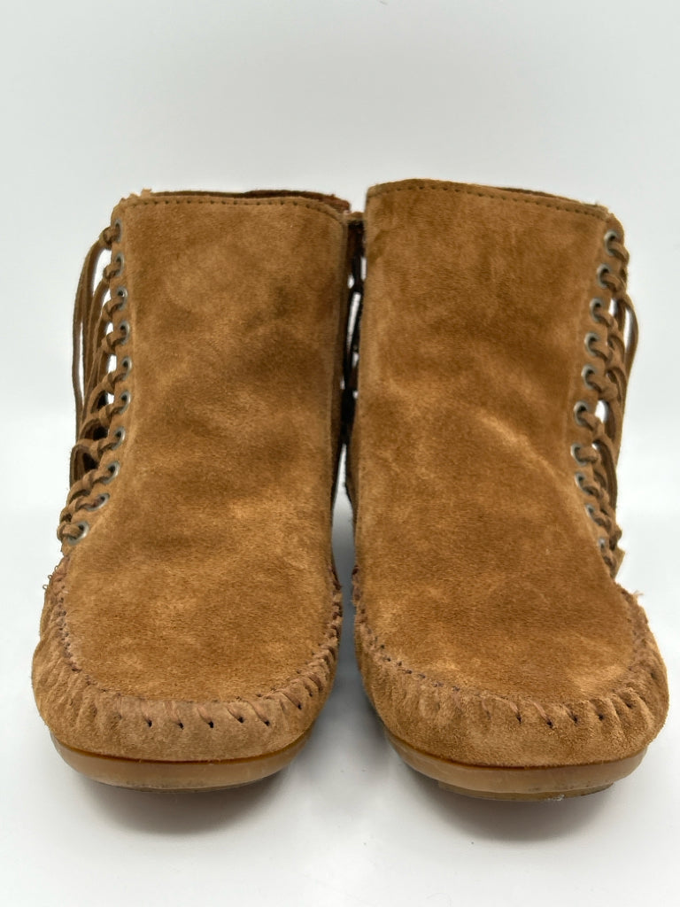 MINNETONKA Women Size 7.5 Brown Booties