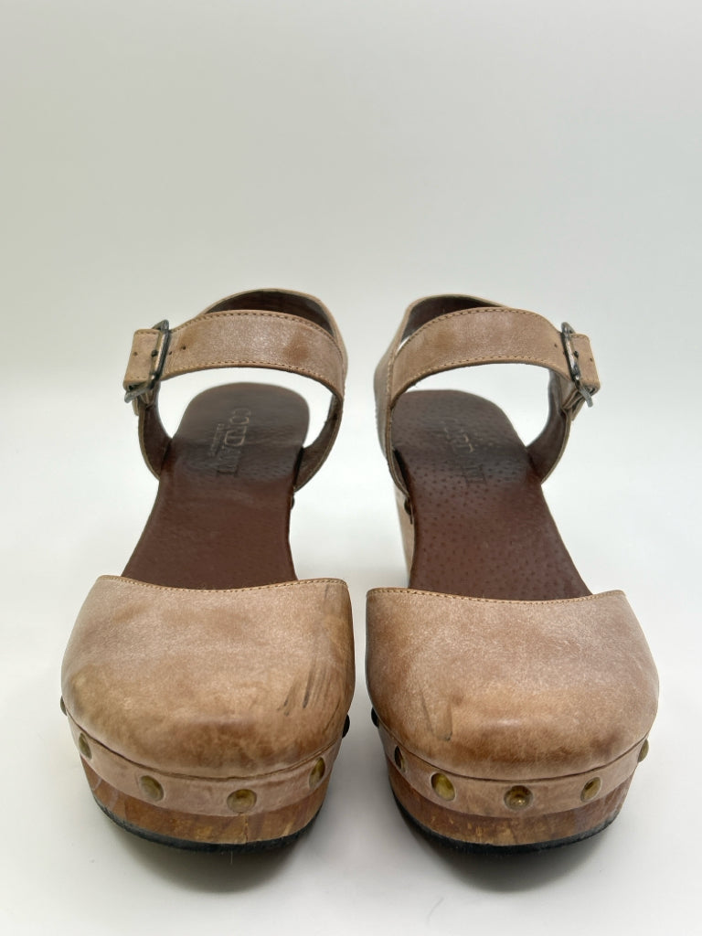 CORDANI Women Size 38 Taupe Clogs