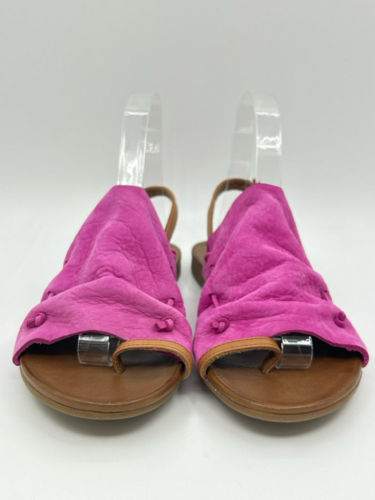 MIZ MOOZ EU Size 37 US Size 6.5-7 Fuchsia Sandal