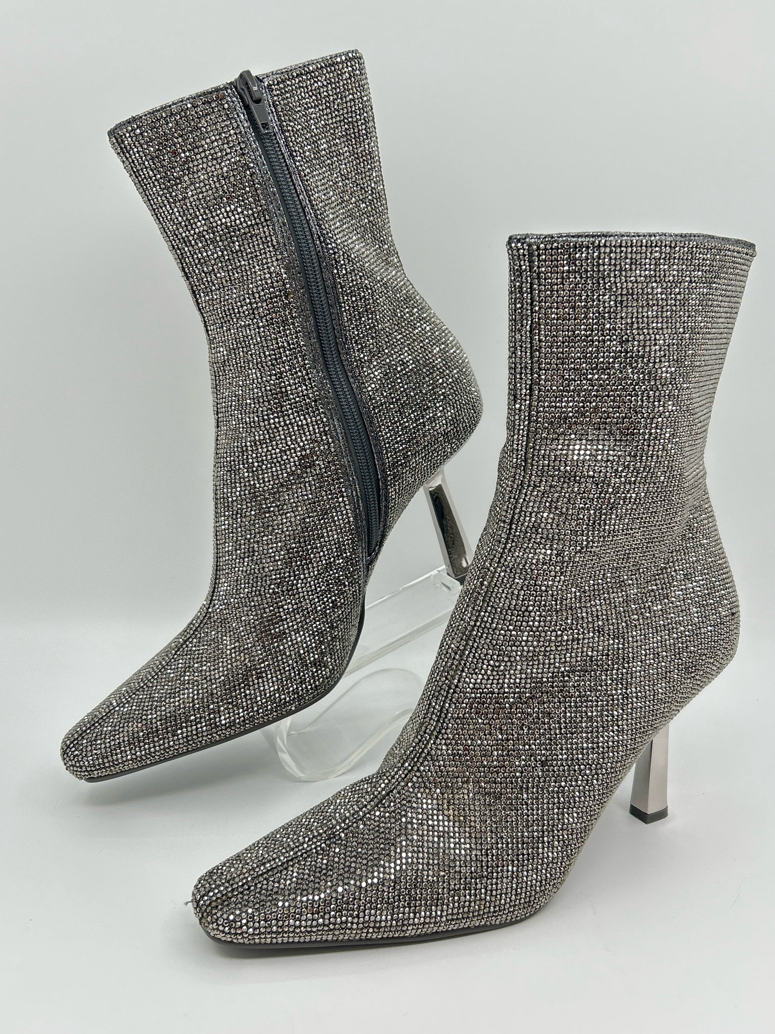 STEVE MADDEN Size 9.5M Silver Women Booties
