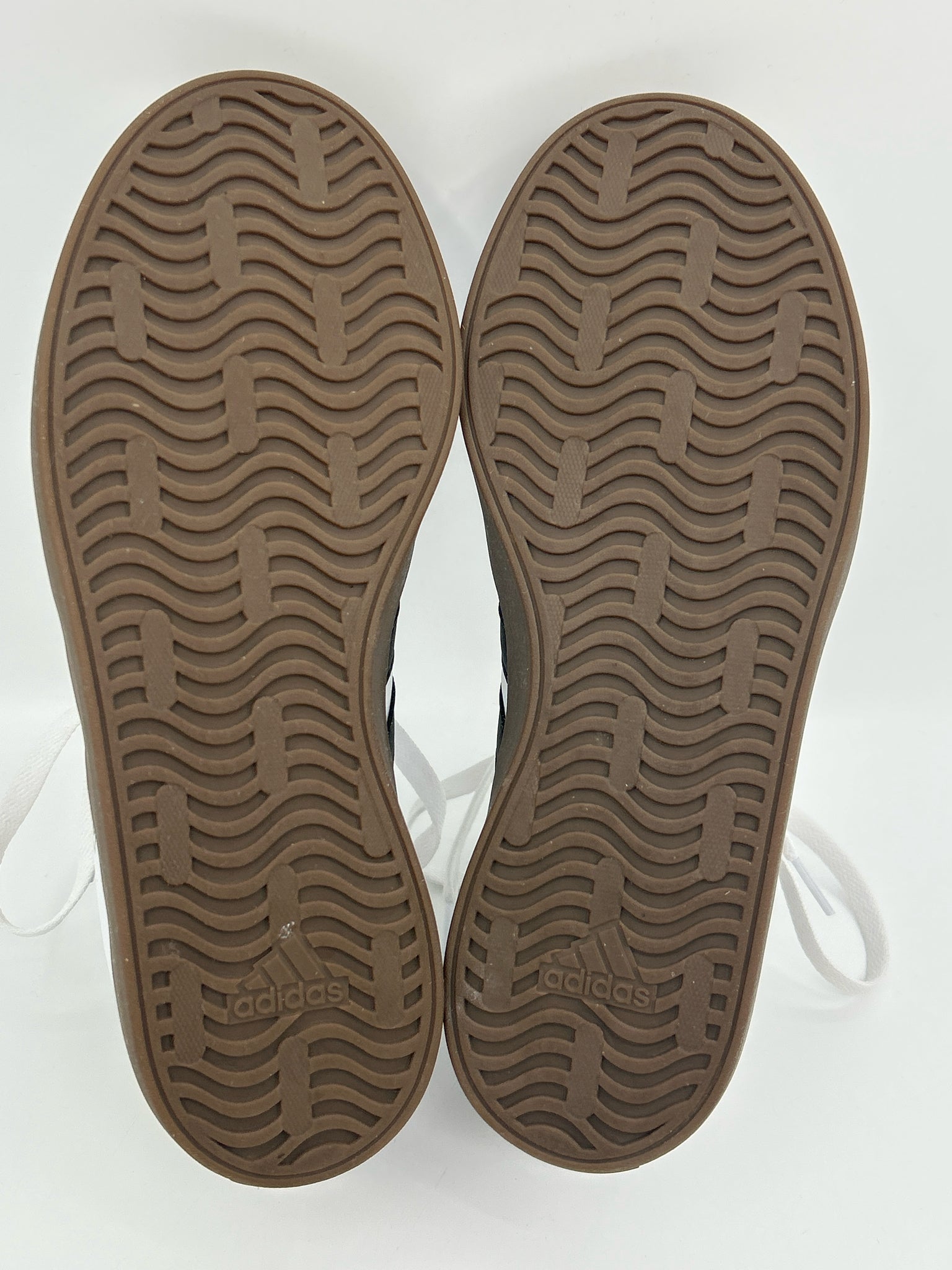 ADIDAS Size 7 White Women Sneakers