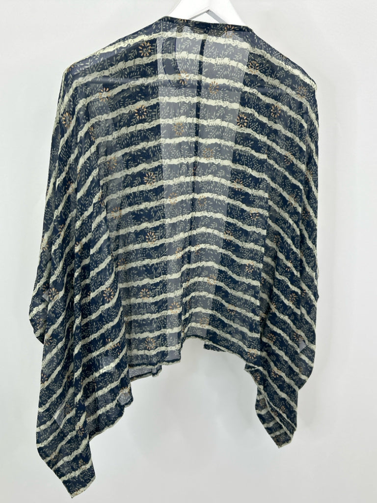 SOFT SURROUNDINGS Women Size S/M Navy Print Kimono