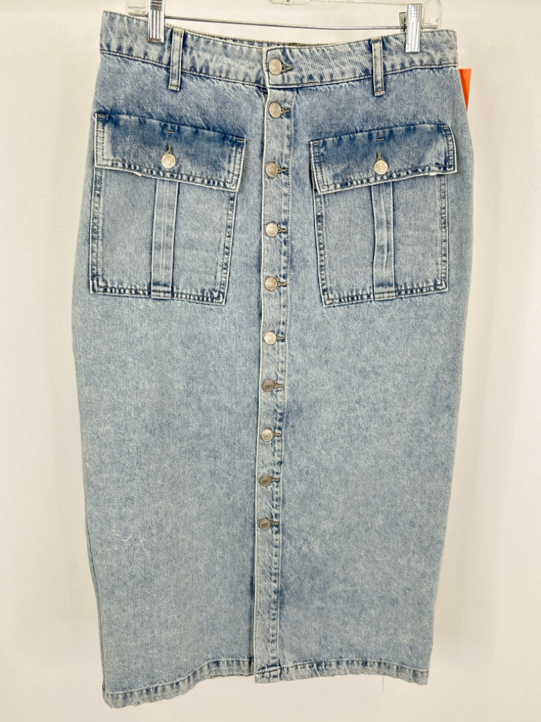 WE THE FREE Size 12 LIGHT BLUE DENIM Women's Skirt