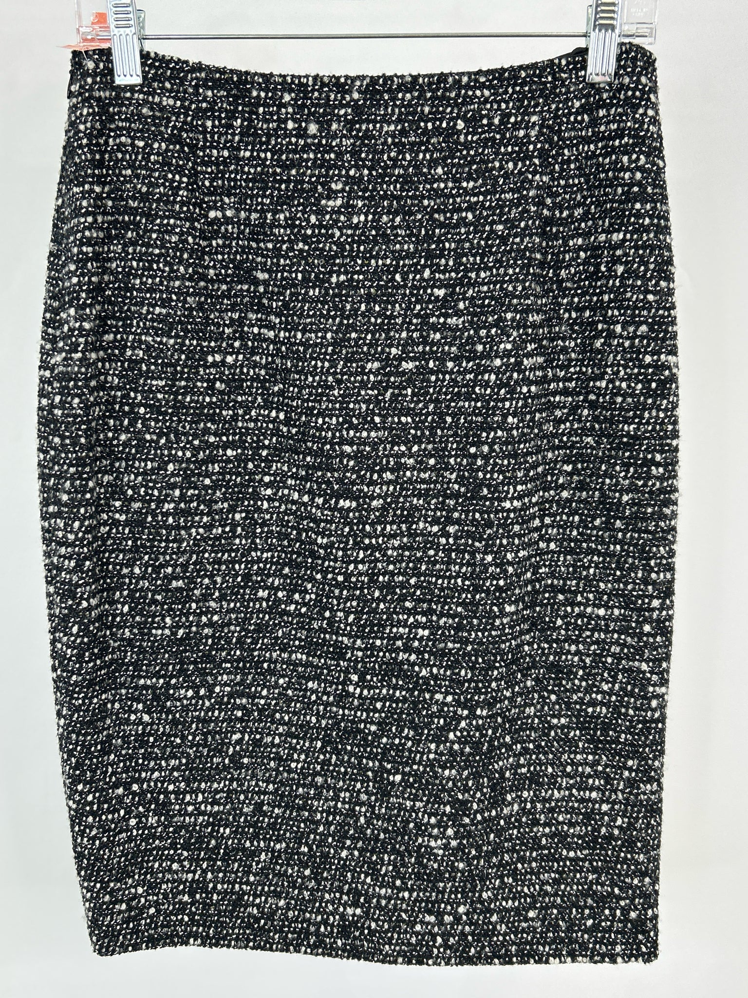 ESCADA Size 36/6 Black and White Women Skirt