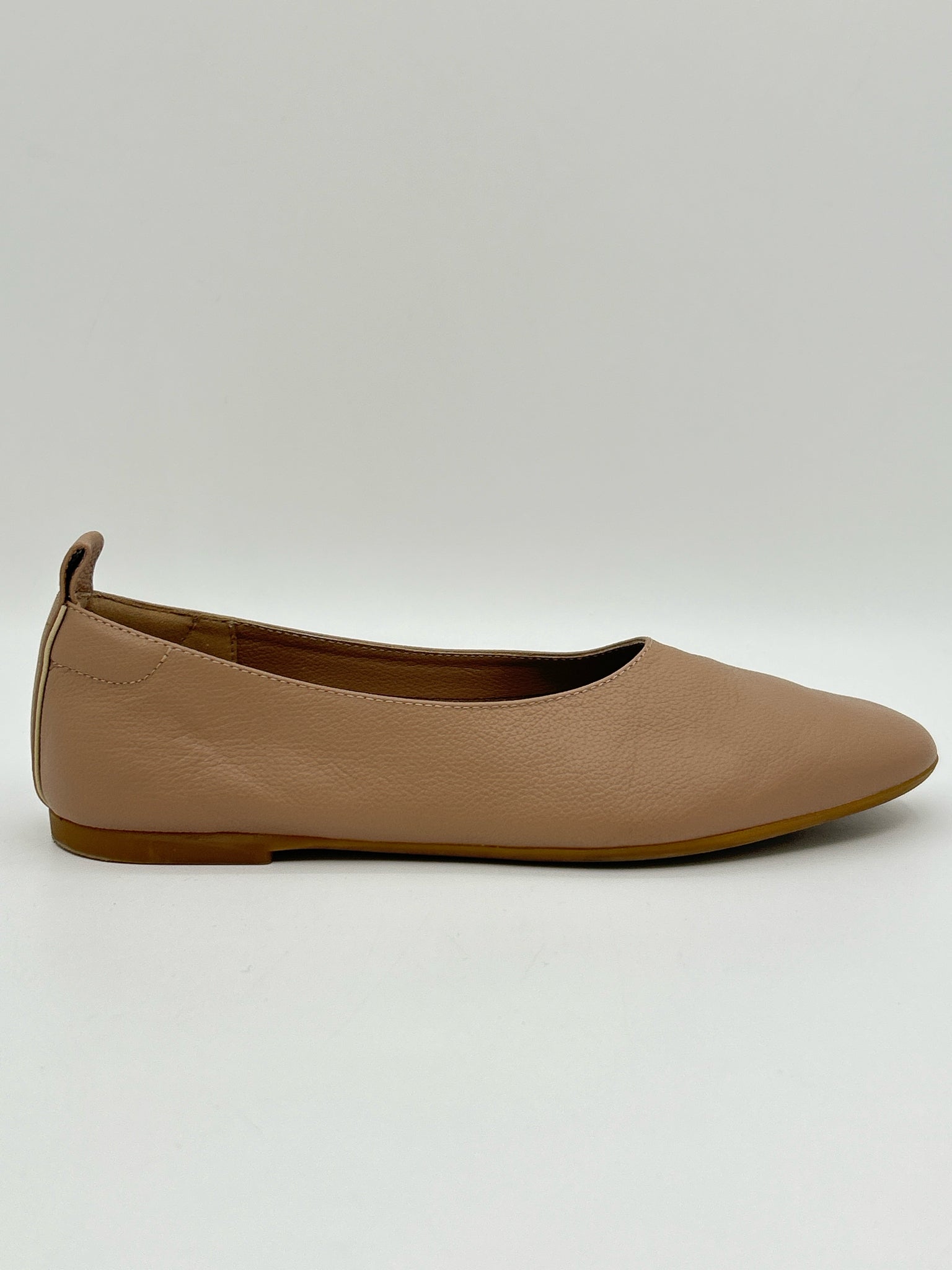 EVERLANE Size 6 nude Women Flats