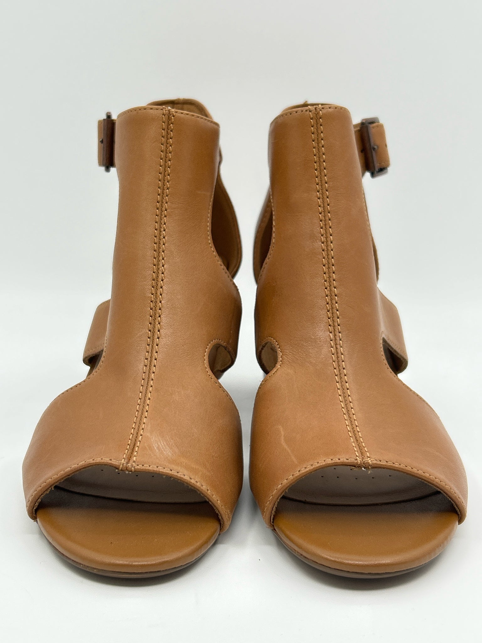 COLLECTION BY CLARKS Size 8.5 Tan Women Booties