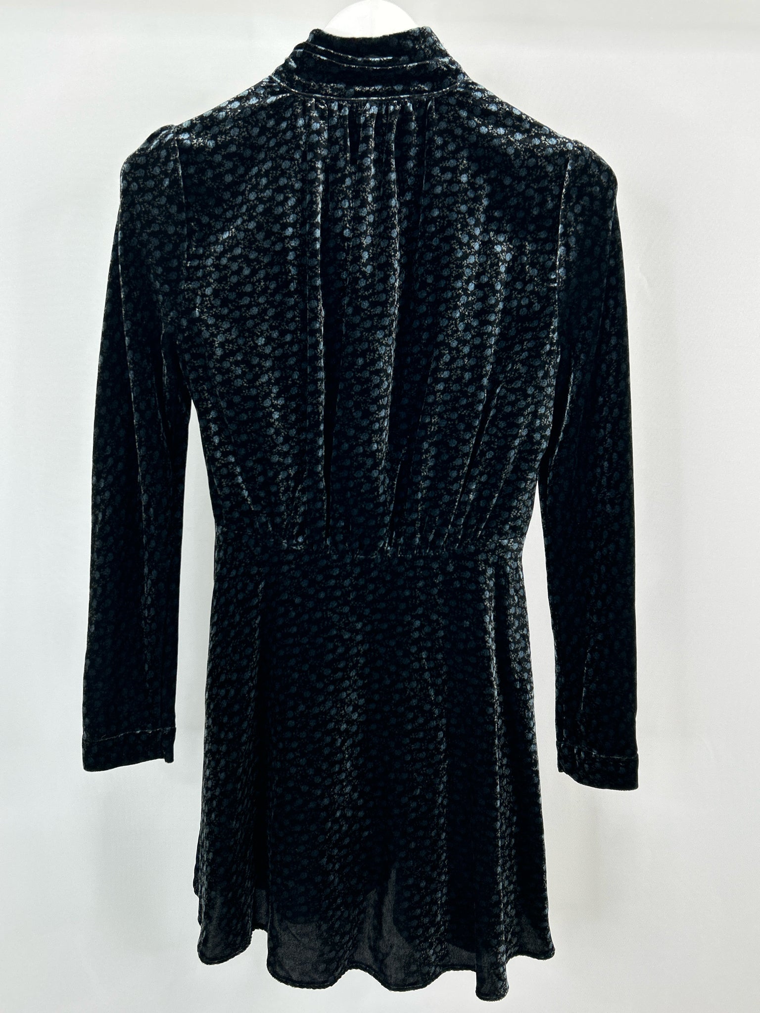 ZARA NWT Size XS Black Floral Women Dress
