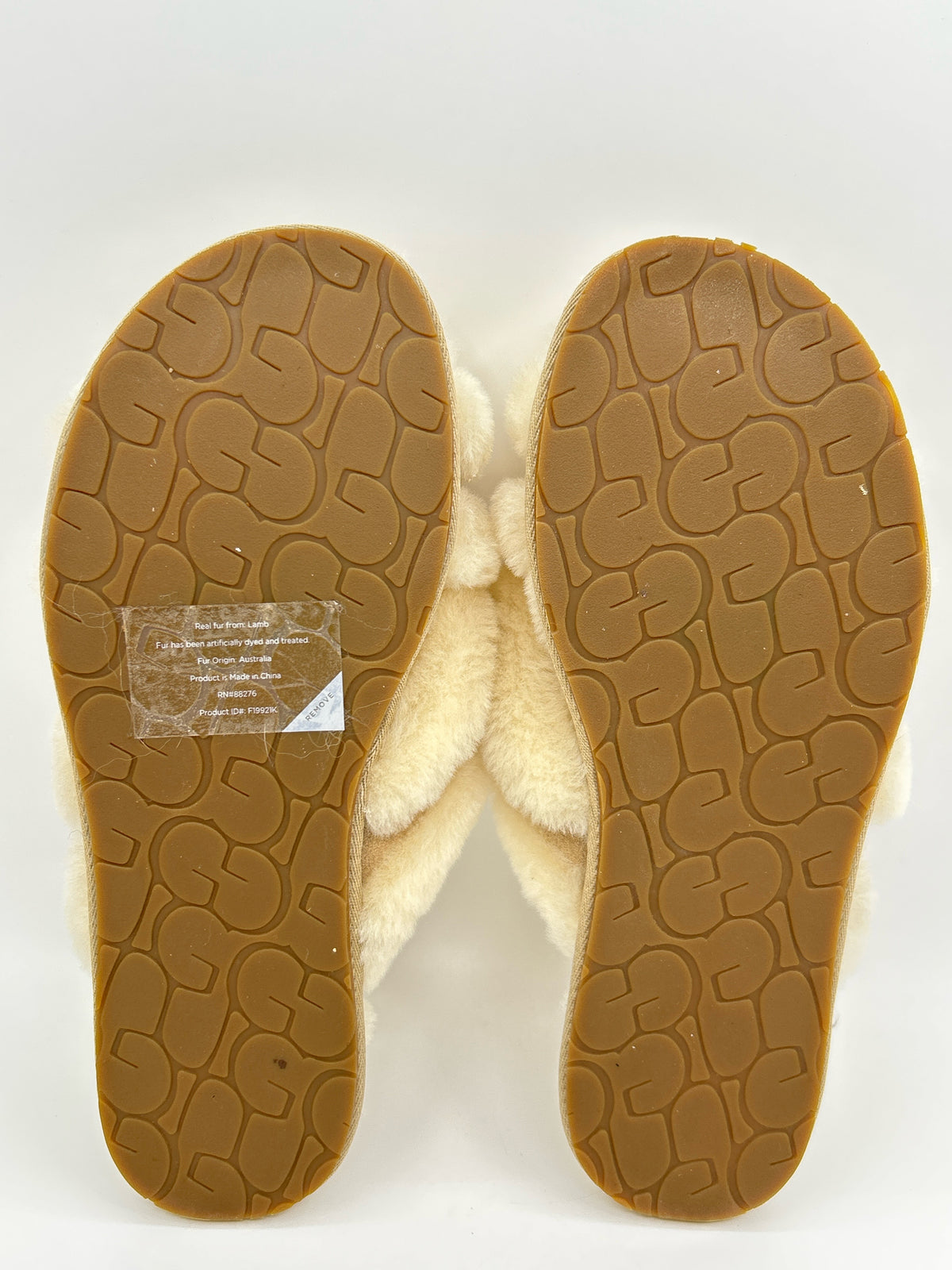 UGG NWOB Size 9 Cream Women Shoes
