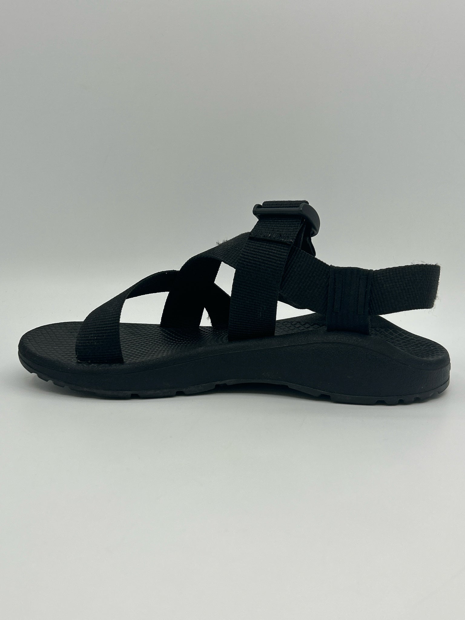 CHACO Size 9 Black Women Sandal