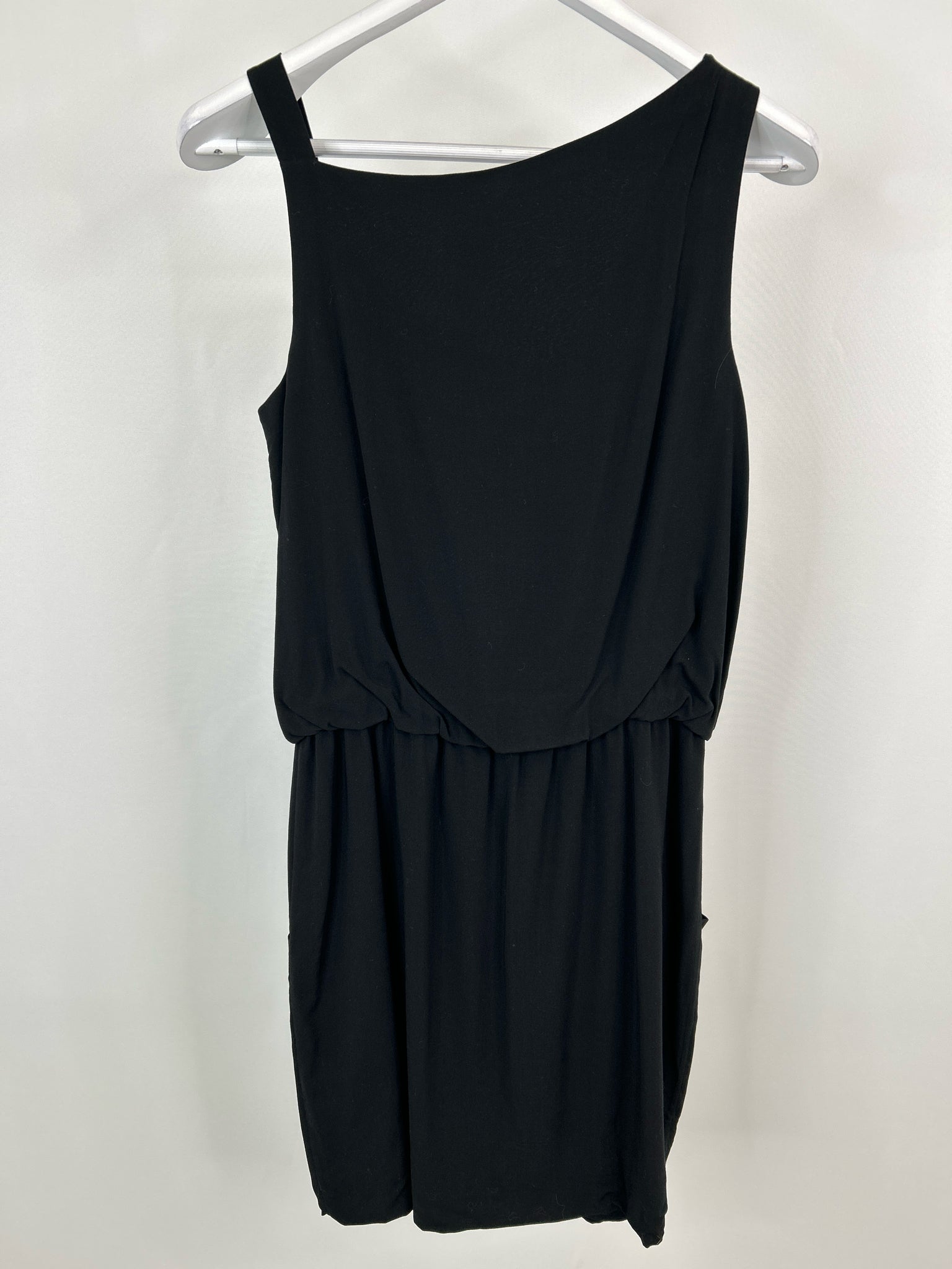 THEORY Size 4 Black Women Dress