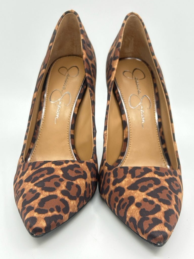 JESSICA SIMPSON Size 9.5M Brown and Black Pumps