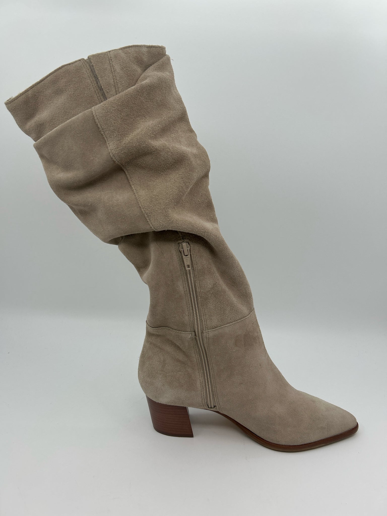 BERNARDO Size 9M SAND Women Boots