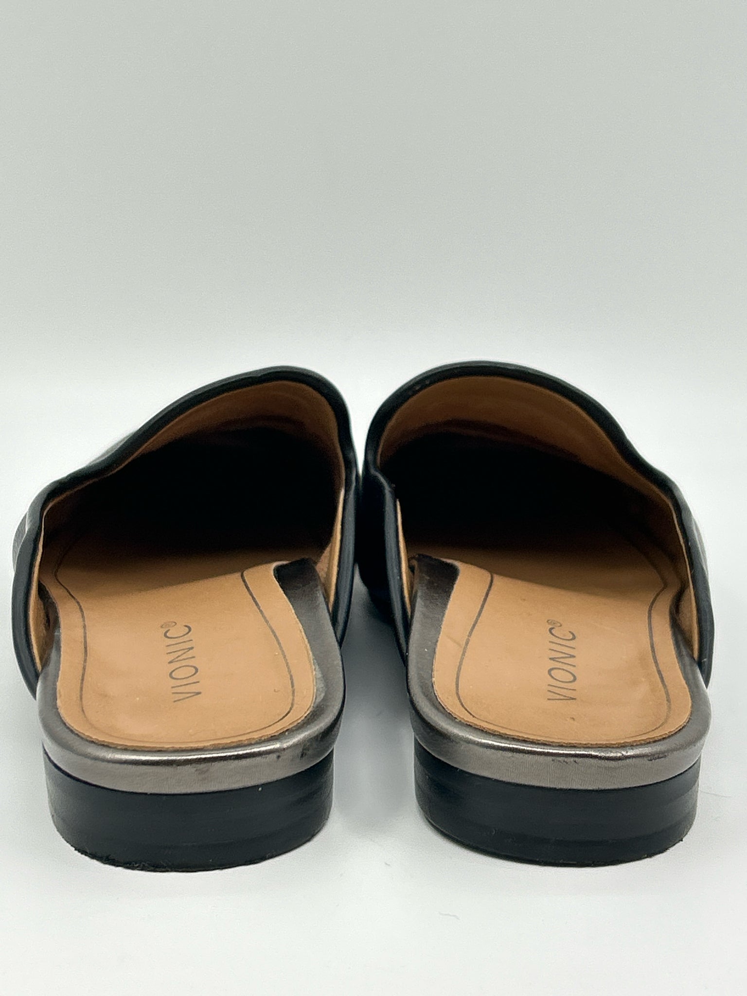 VIONIC Size 7.5 Black Women Shoes