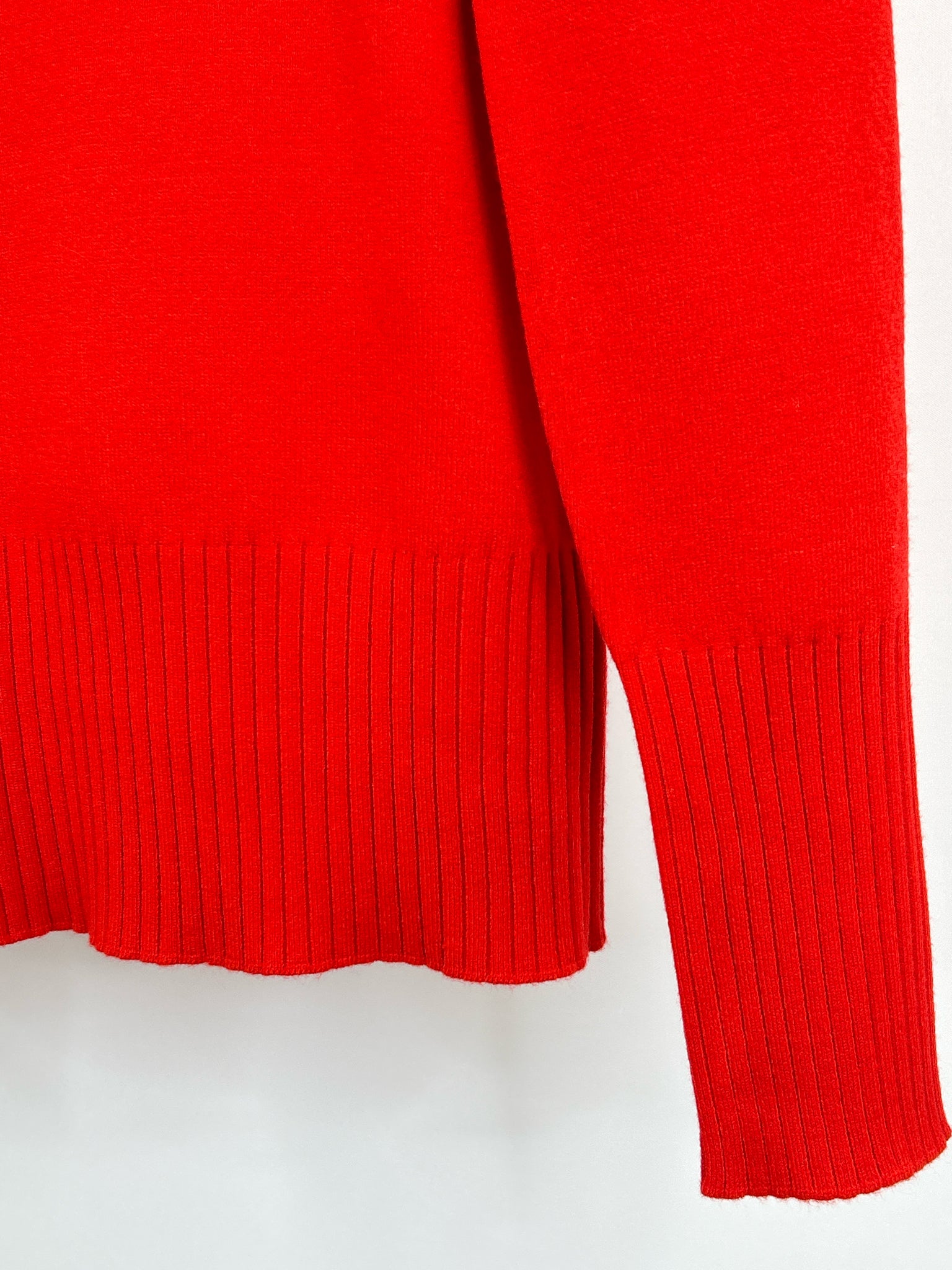 FRENCH CONNECTION Size M Red Women Sweater NWT