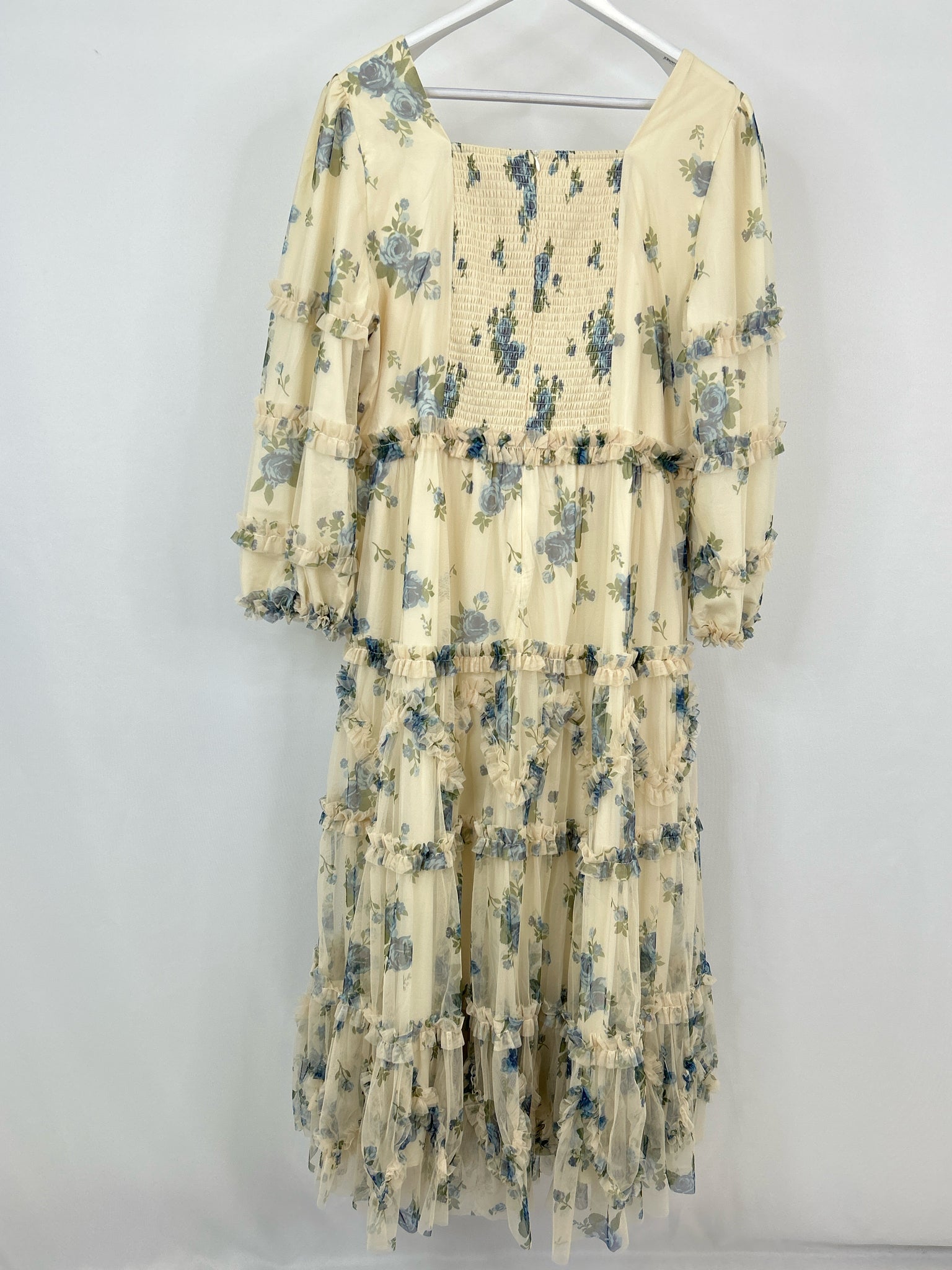 IVY CITY Size 1X Cream Women Dress