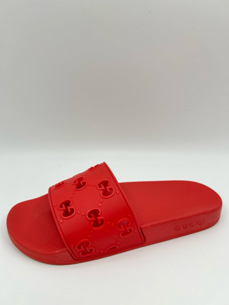 GUCCI Women Size 7 Red Sandal