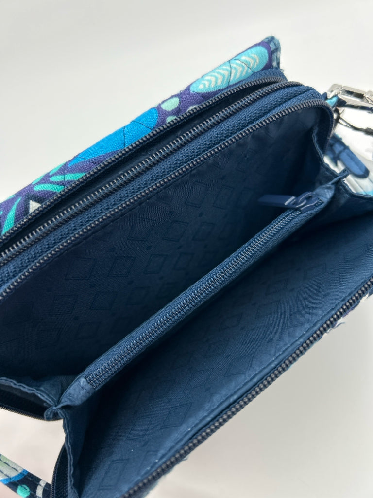 VERA BRADLEY Blue Print Women's Purse