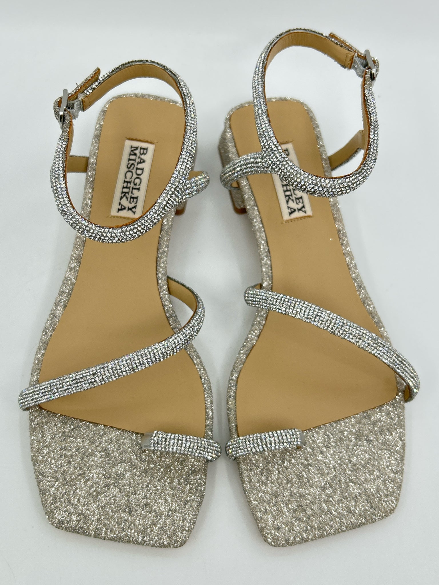 BADGLEY MISCHKA Size 6 Silver Women Sandal