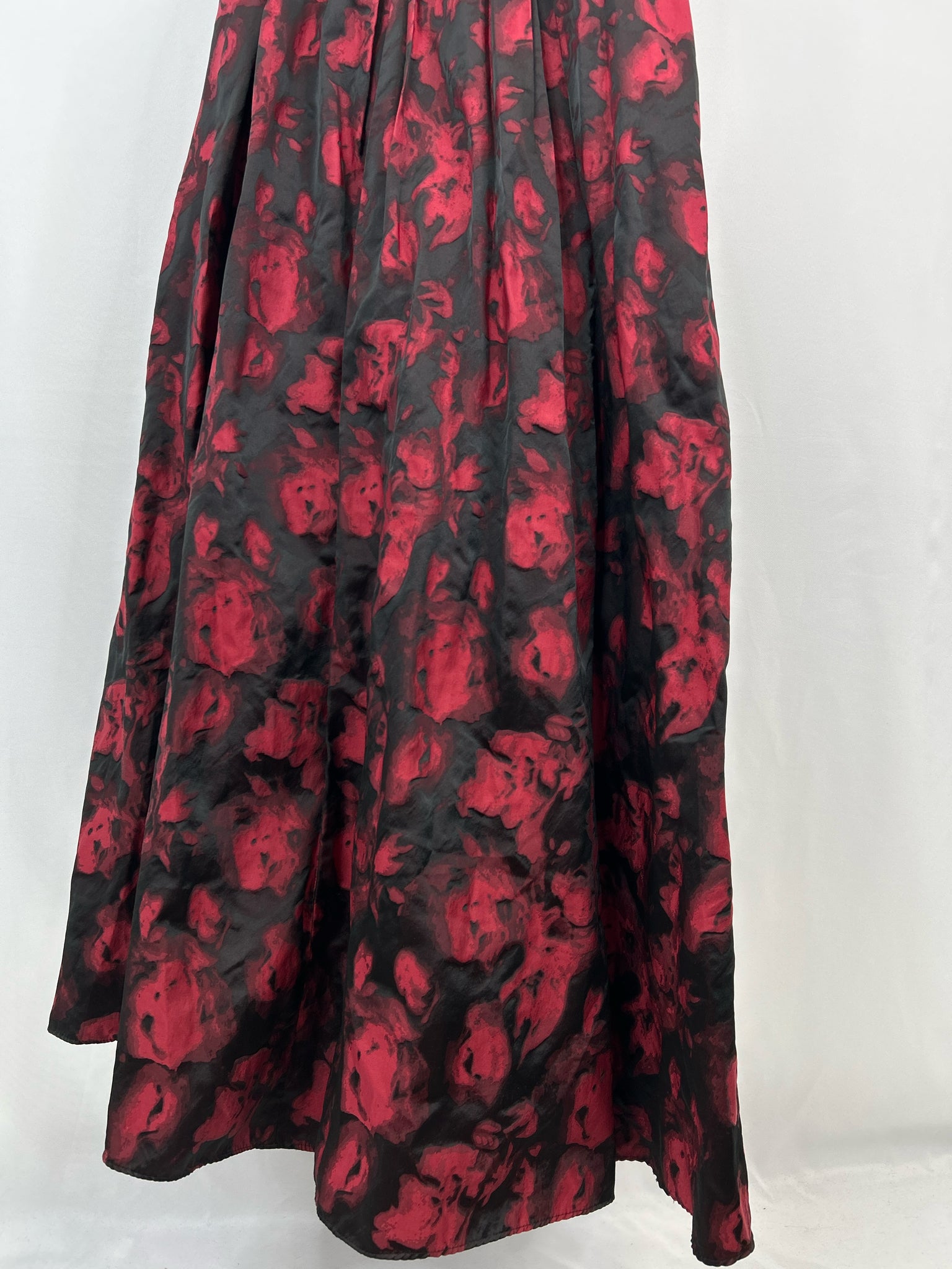 SLATE & WILLOW Size 12 Red and Black Women Dress