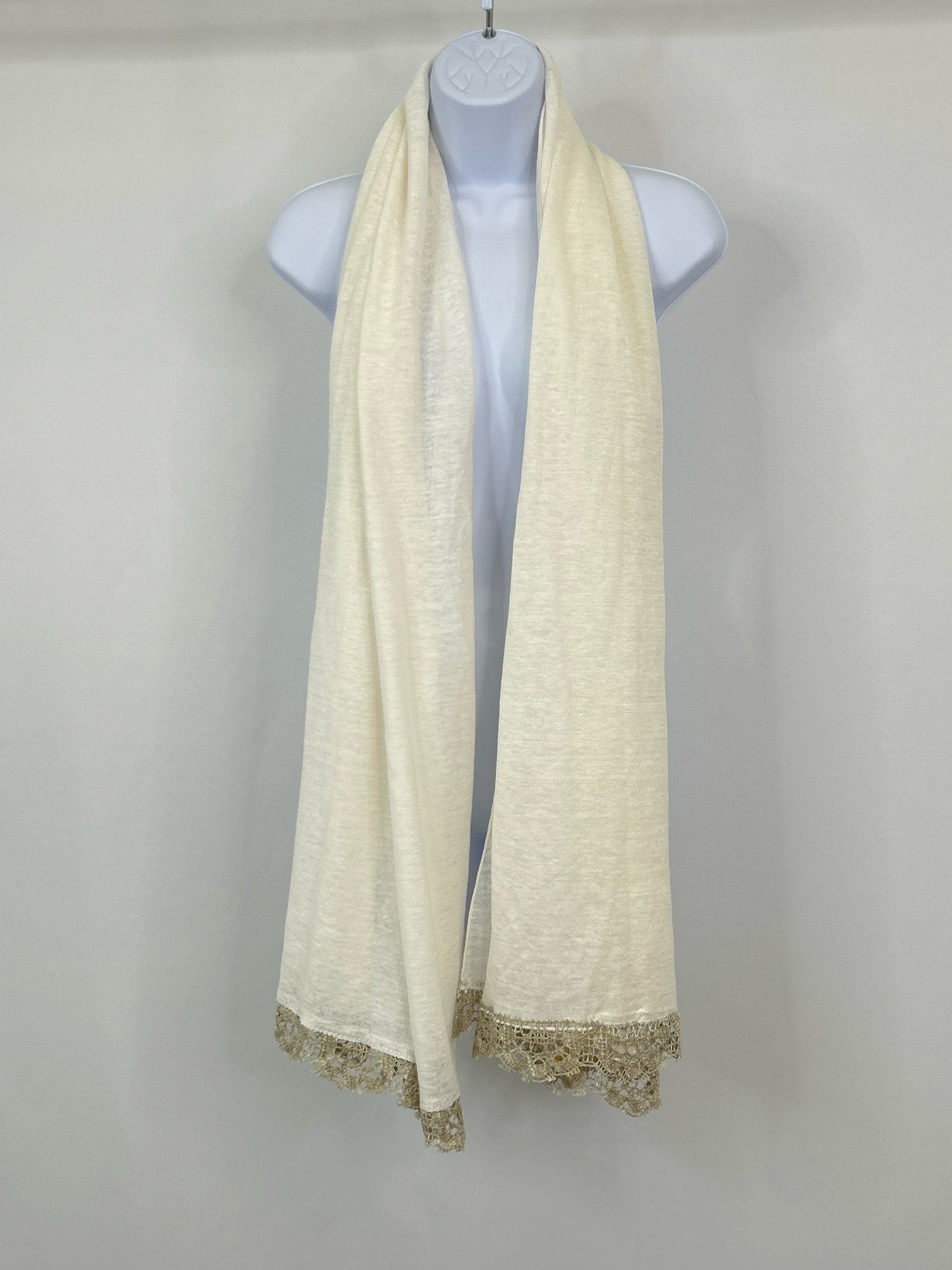 MASTRO MODA Size One Size Cream Women Scarf