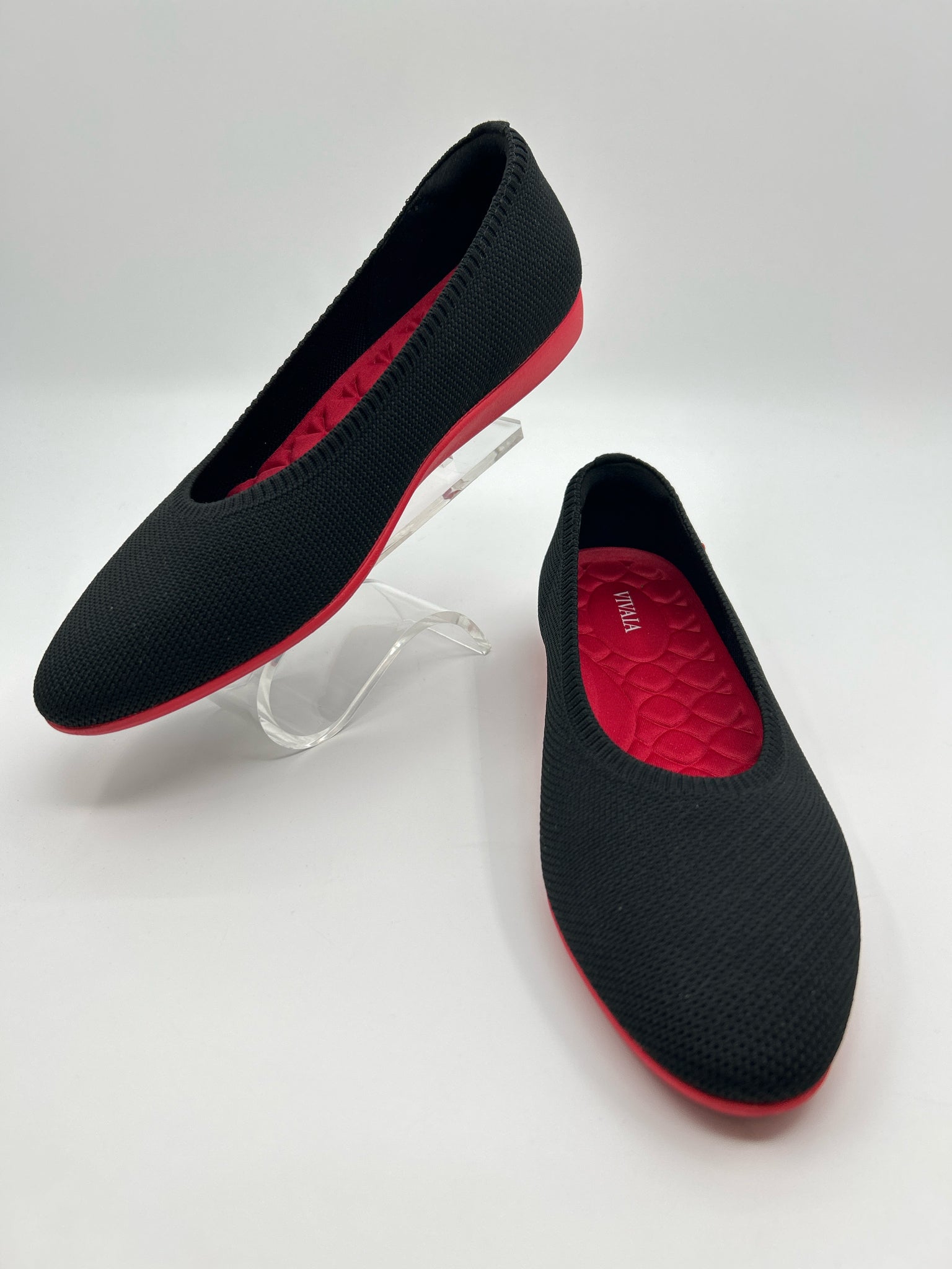 VIVAIA Size 39 Black Women Flats