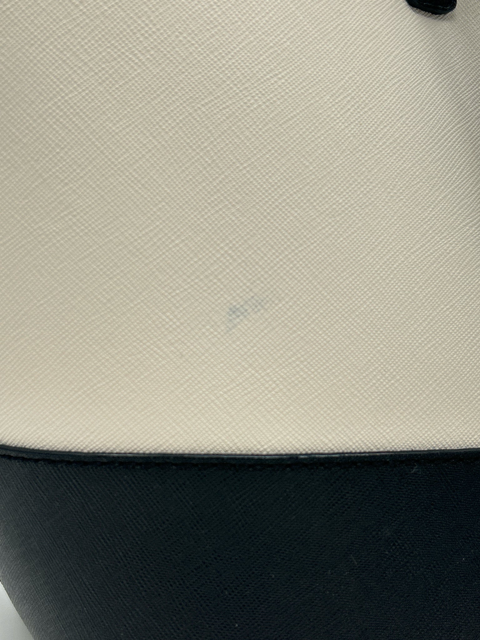 KATE SPADE Off white and Black Women Purse