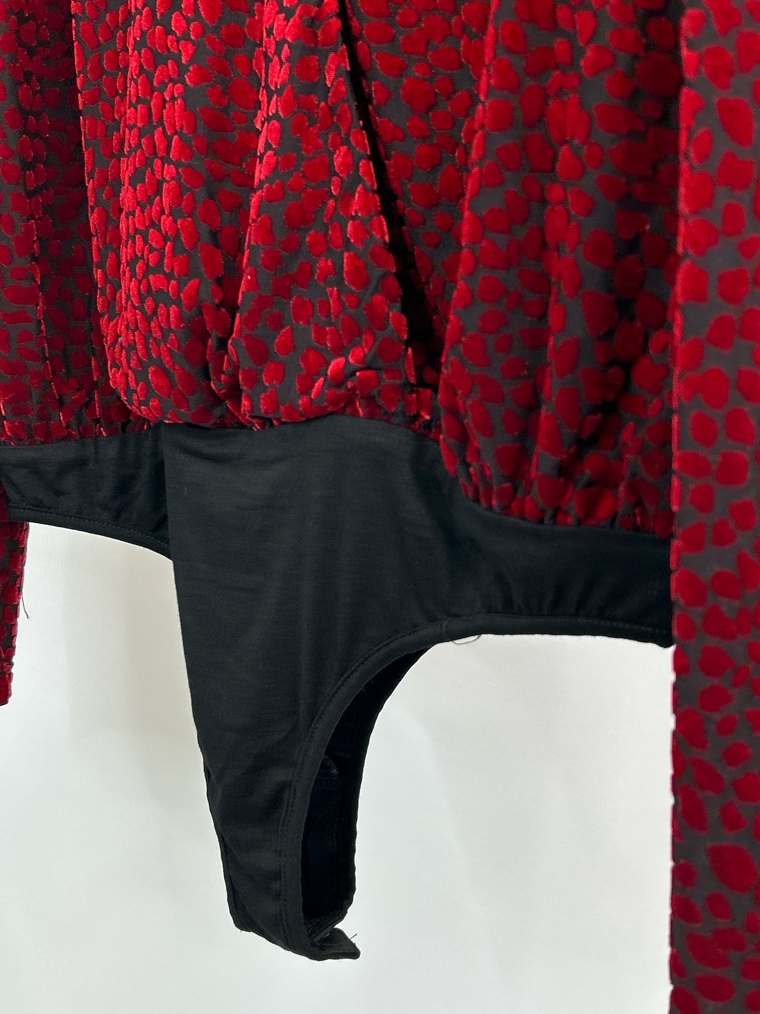 BUDDY LOVE NWT Size L Red & Black Women Top