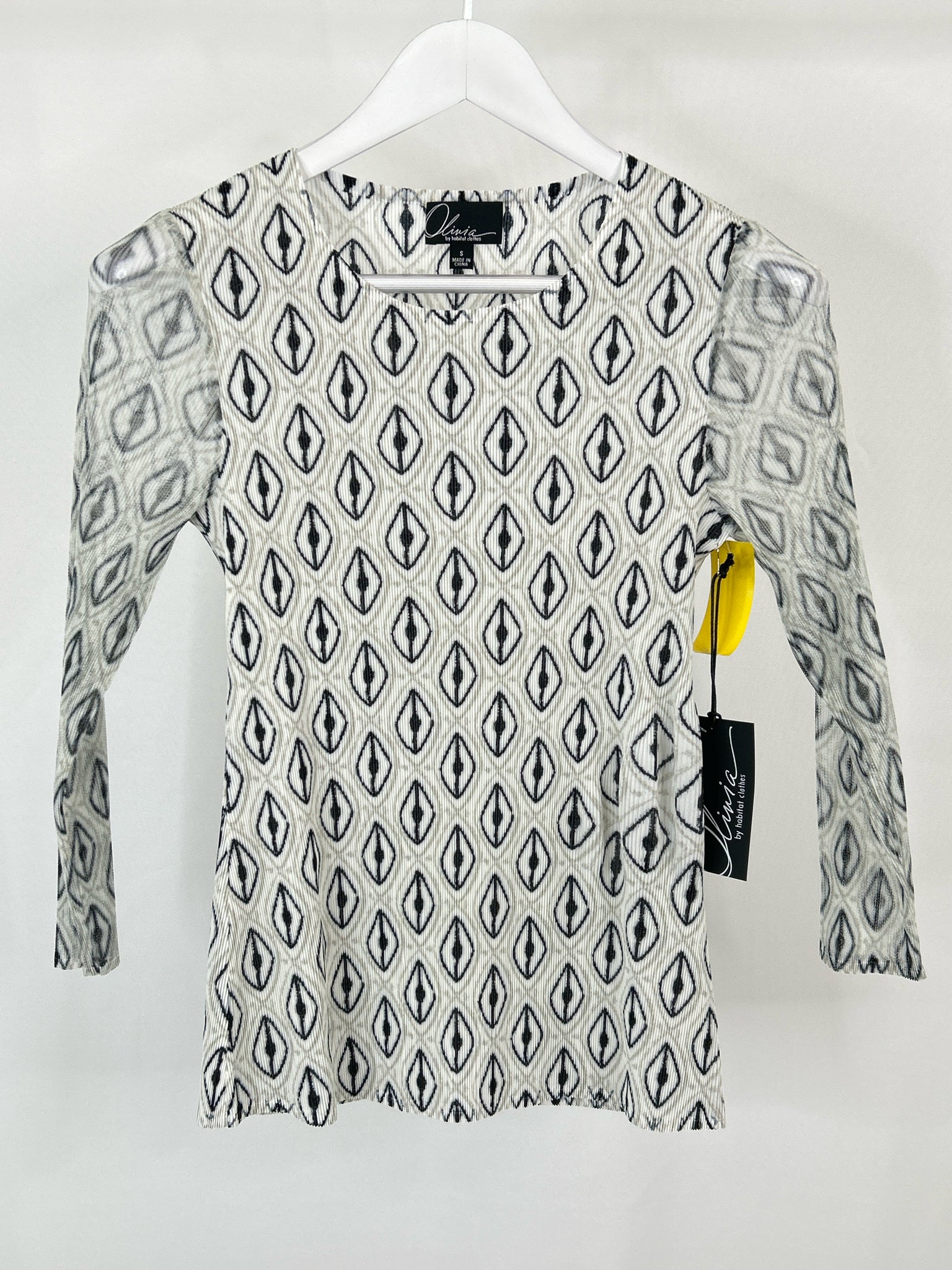 OLIVIA BY HABITAT CLOTHES Top NWT SZ S White black Women