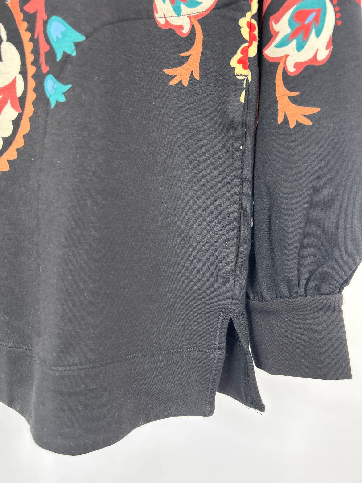 CHICO'S Size S Black Print Women Sweatshirt