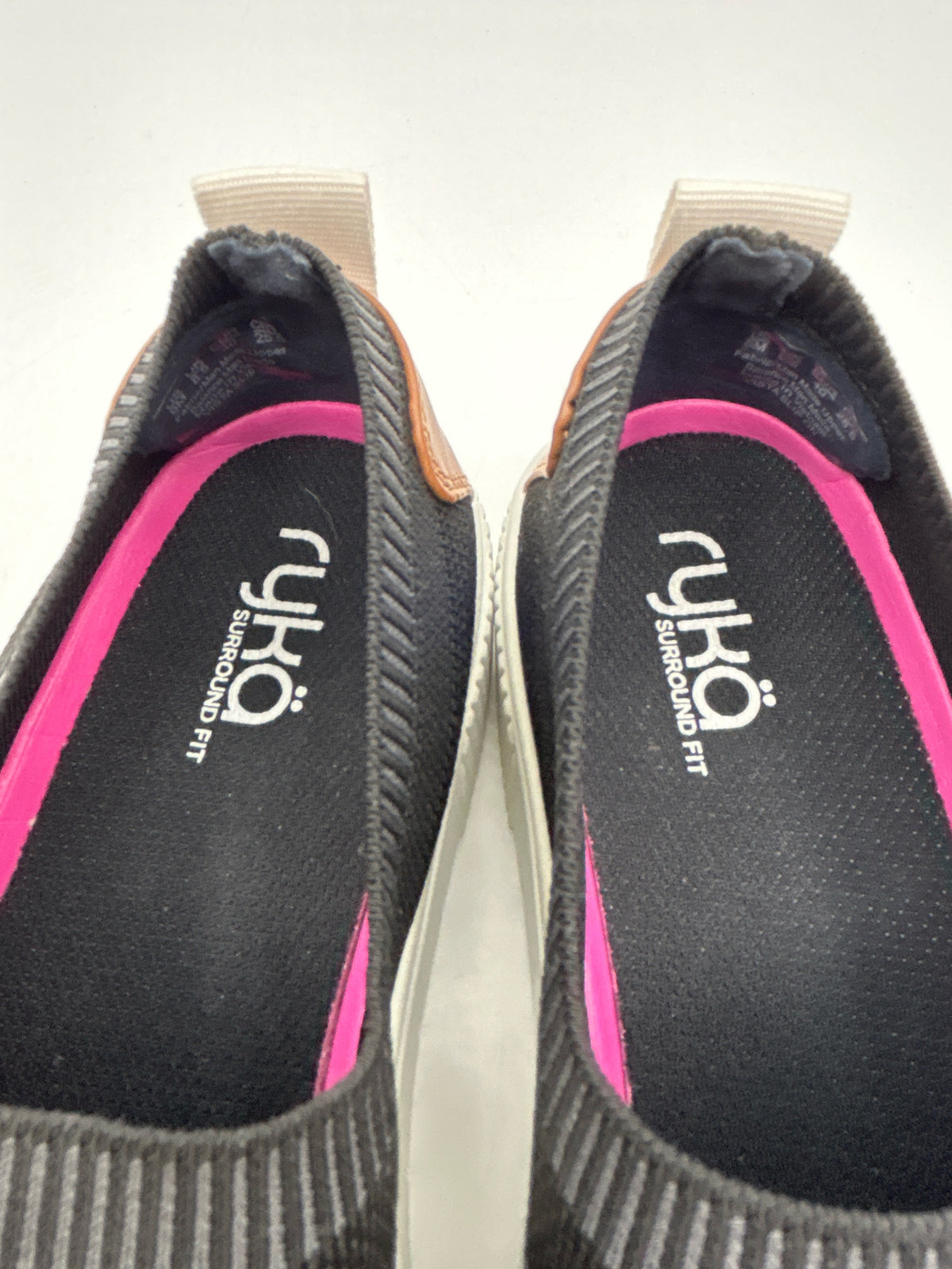 RYKA Size 9M Black Women Sneakers