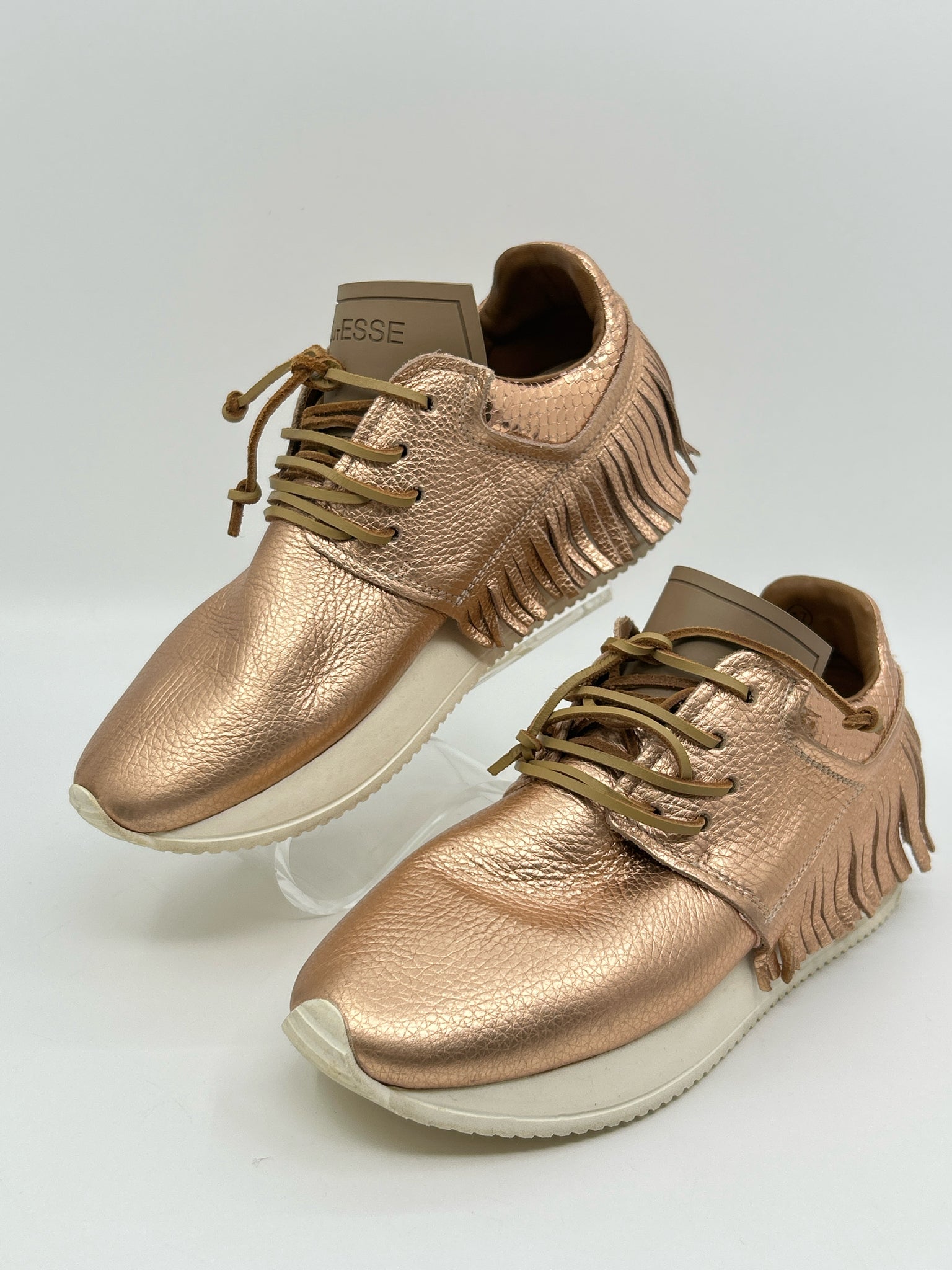 ESSEUTESSE Size 37 ROSE GOLD Women Sneakers
