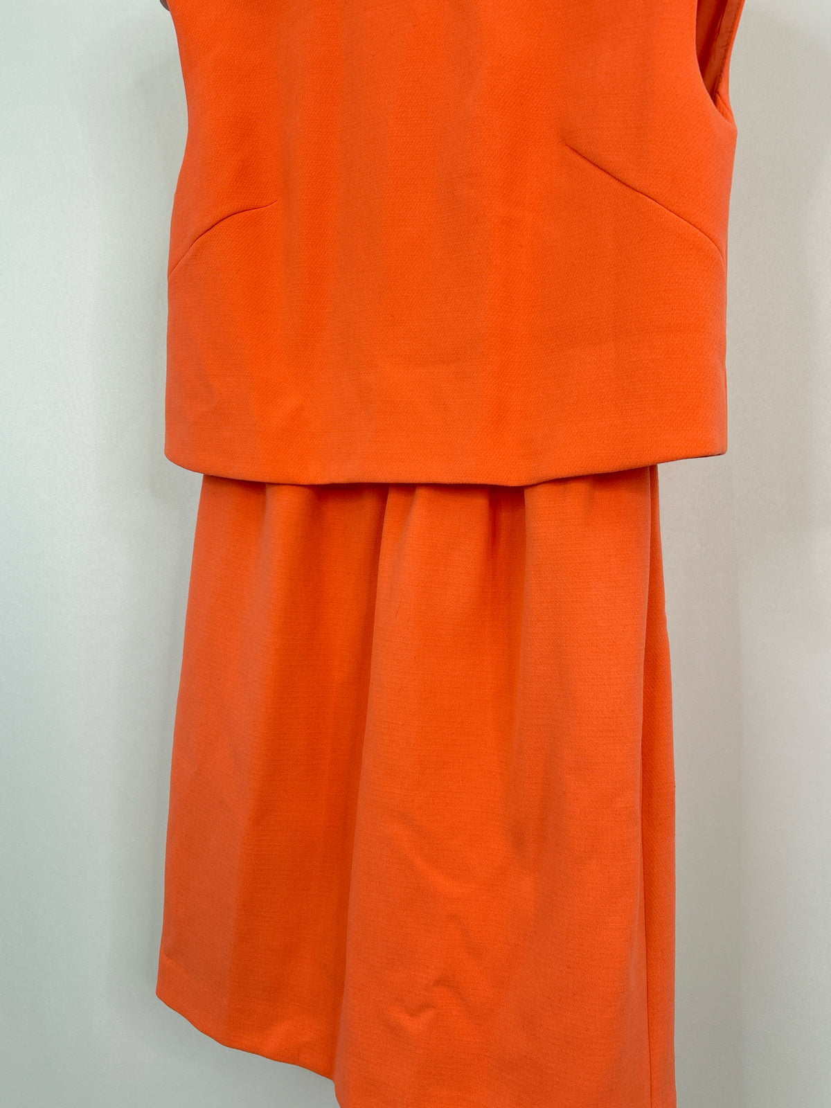 Hoss Intropia Size 4 Coral Women Dress