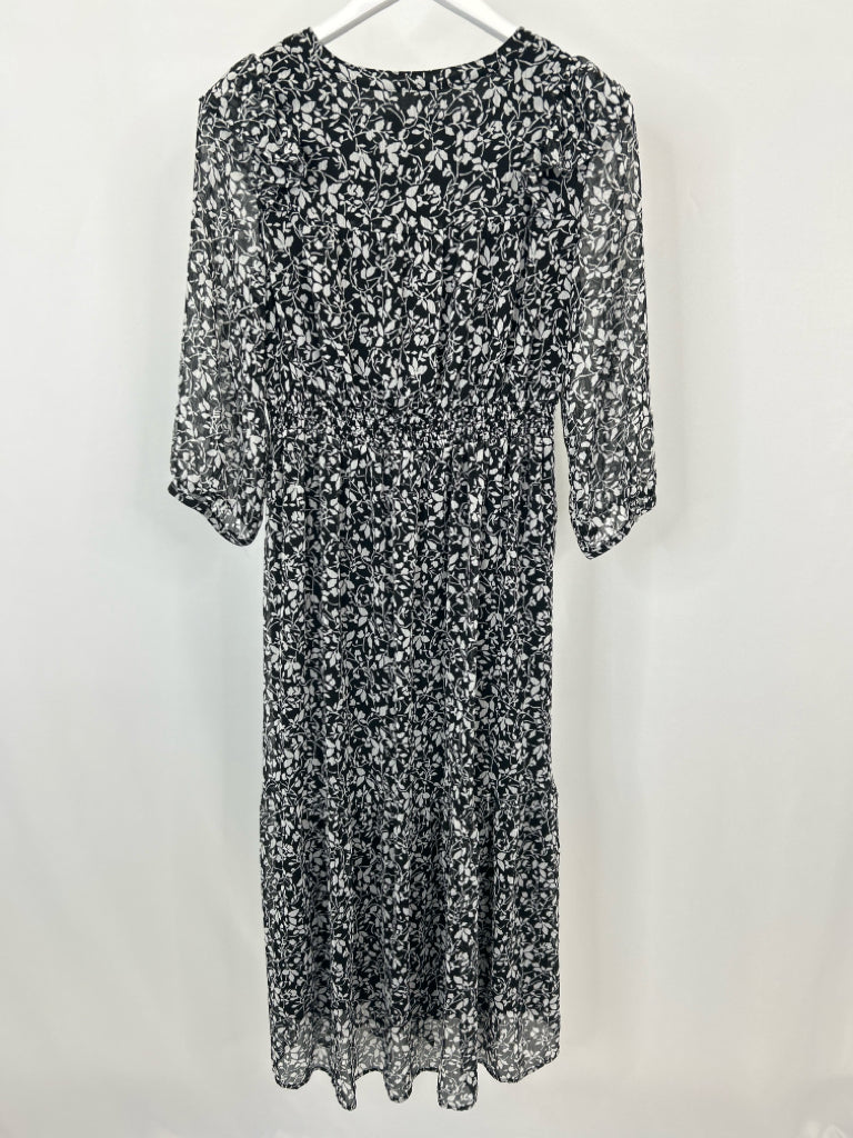 LOFT Women Size M Black and White Dress