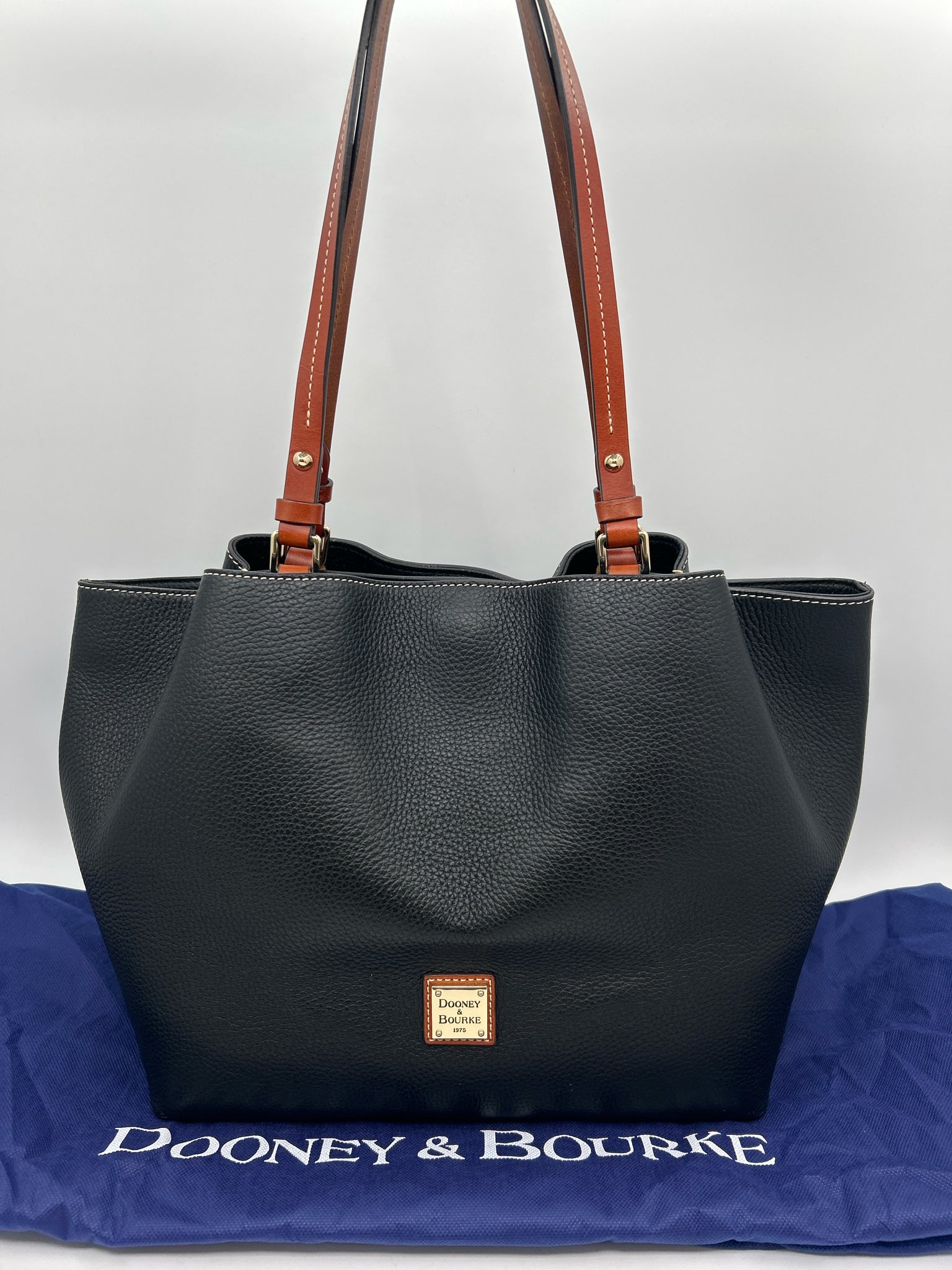 DOONEY & BOURKE Black Women Tote