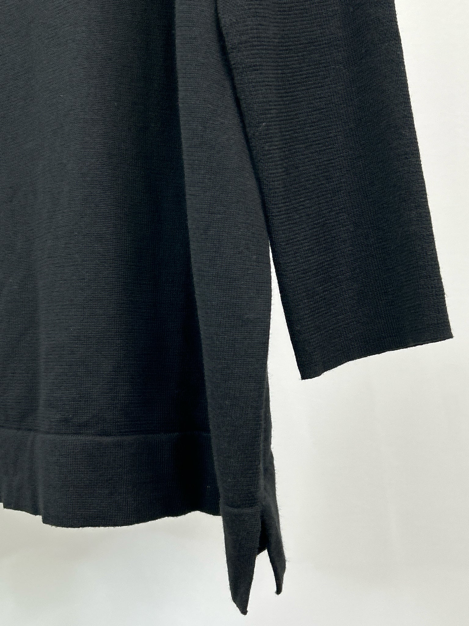 TUCKERNUCK Size XL/XXL Black Women Sweater