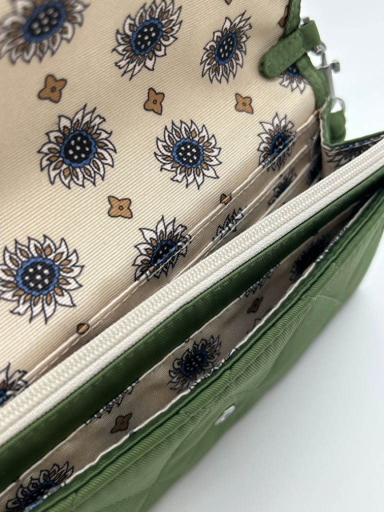 VERA BRADLEY NWT Green Women's Purse