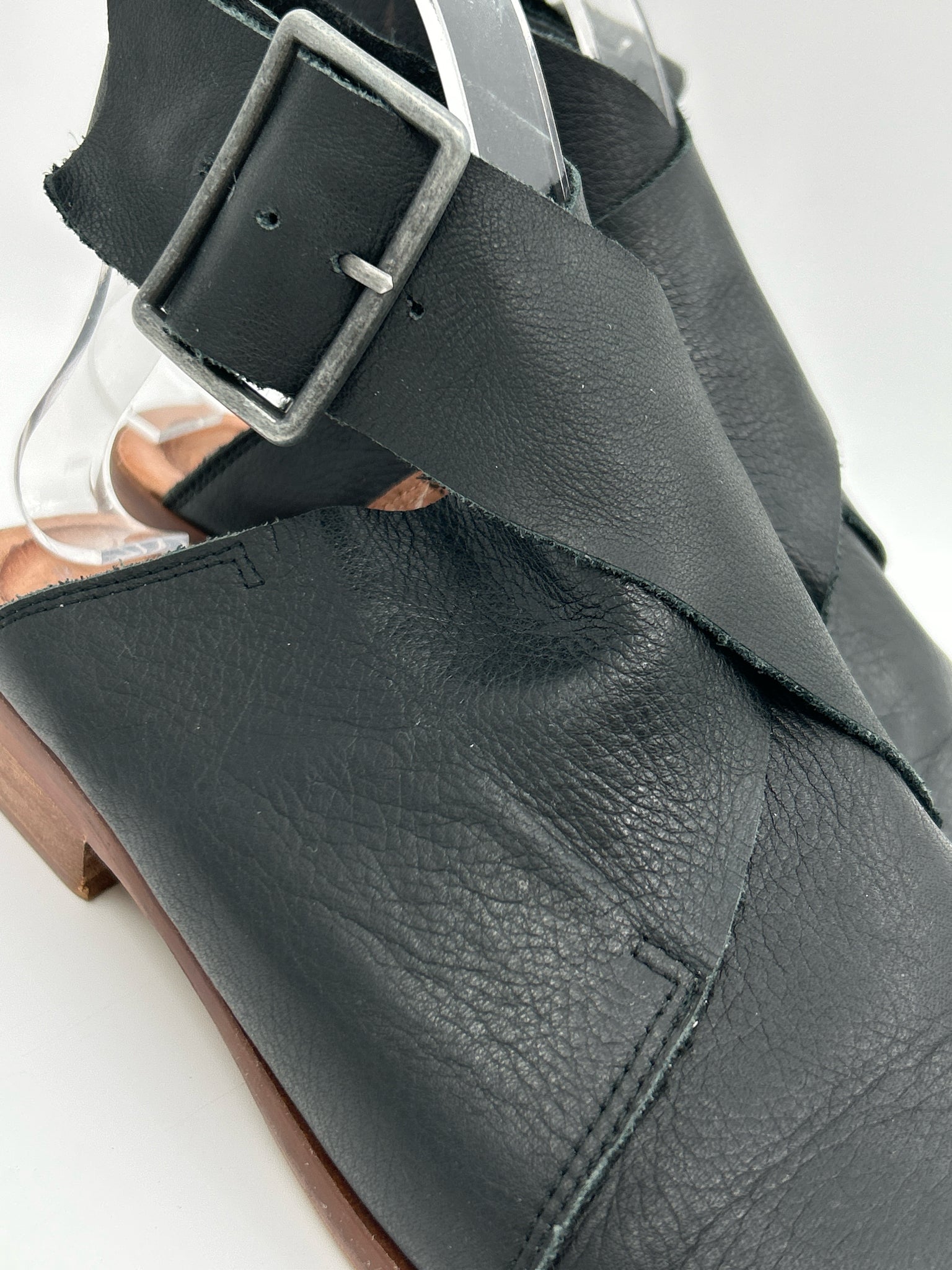 FREE PEOPLE Size 39 Black Women Flats