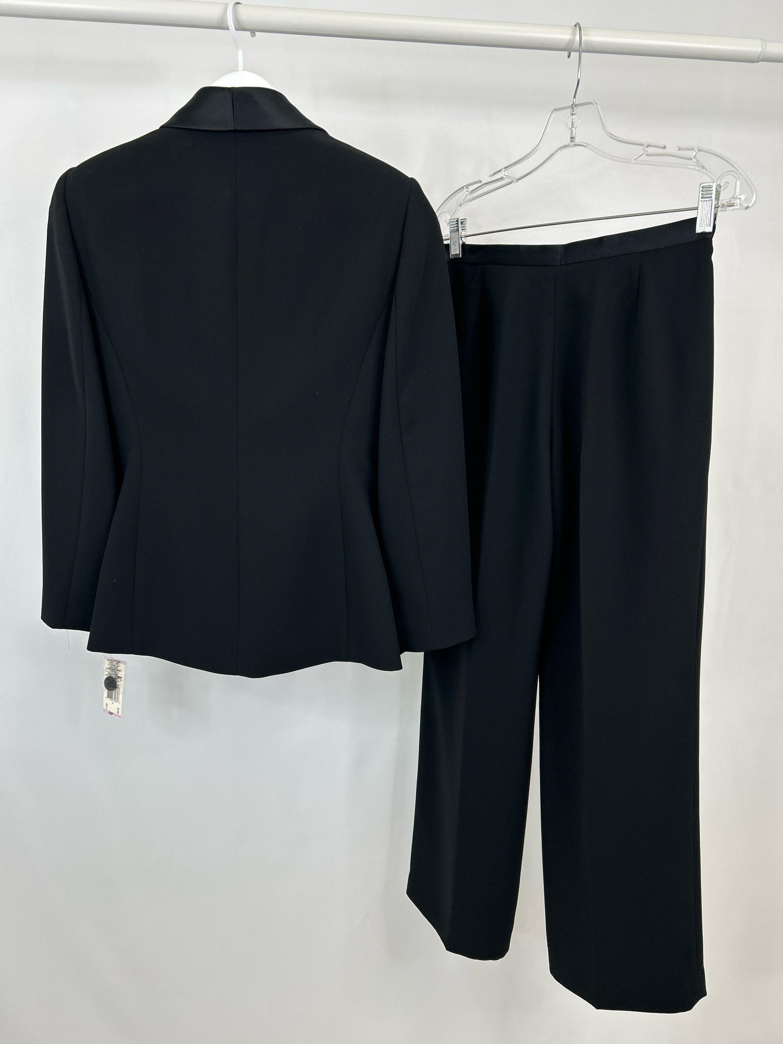 LE SUIT Size 6P Black Women 2-Piece w/pants