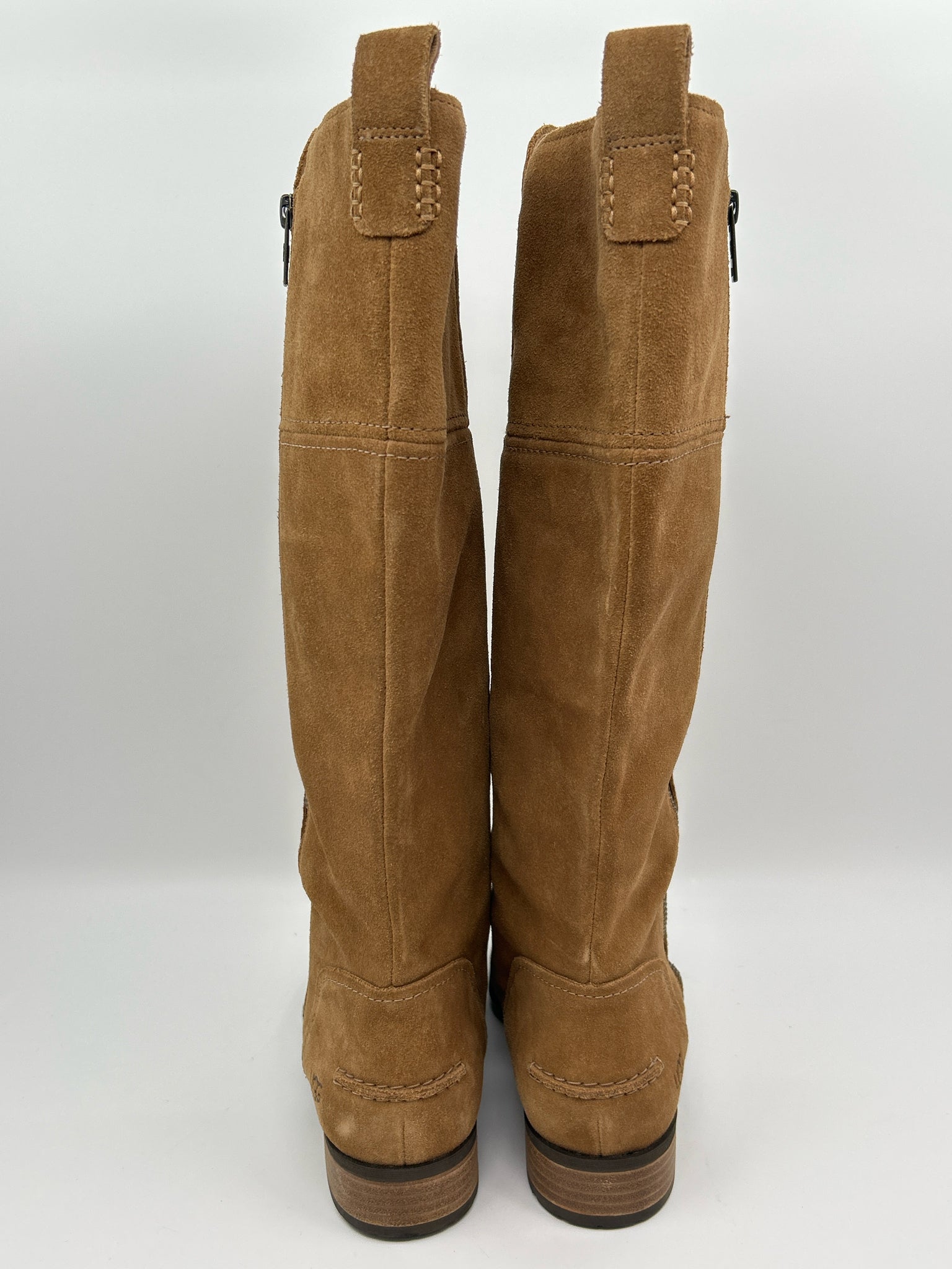UGG Size 9 CHESTNUT Women Boots