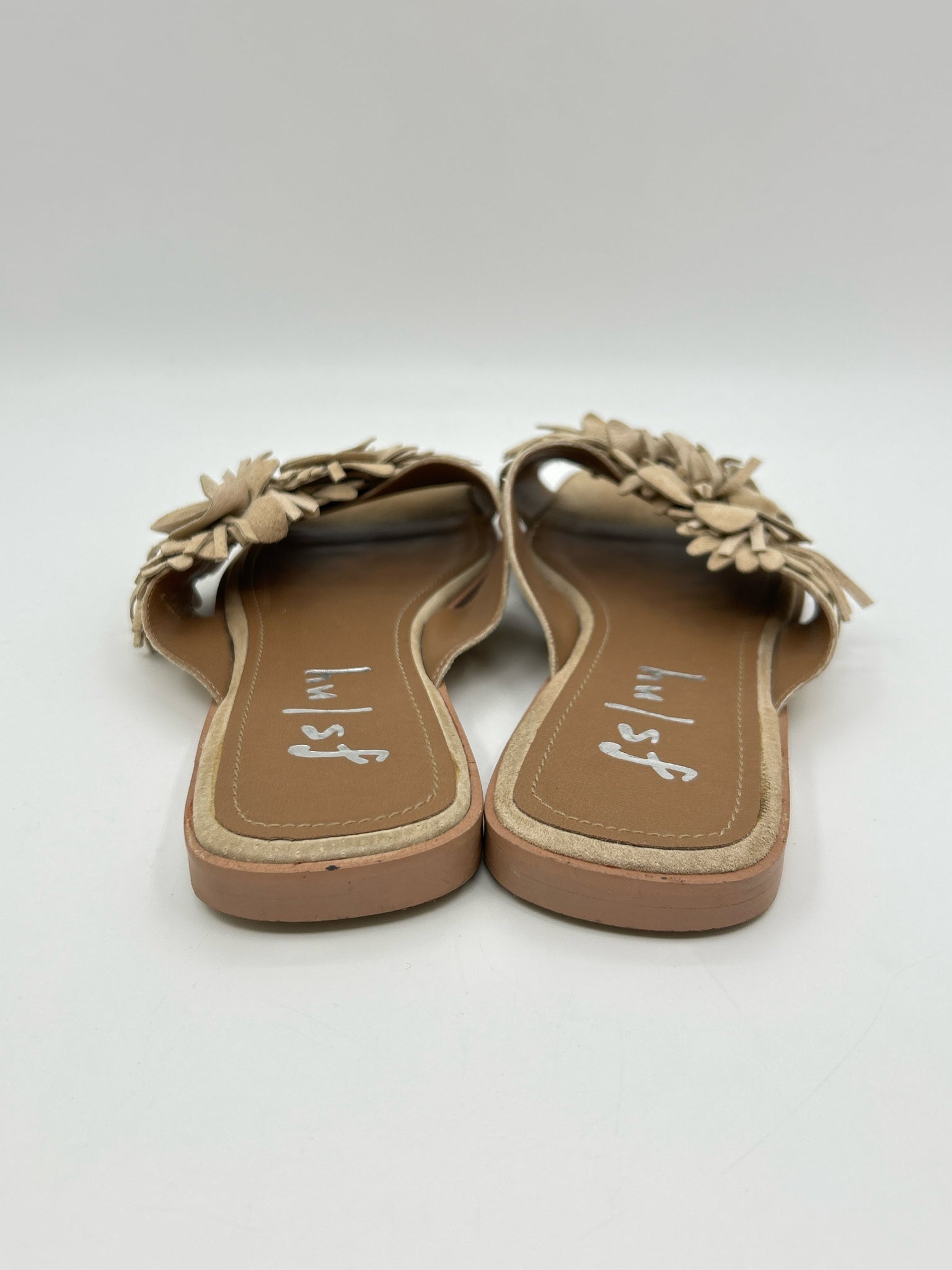 FS/NY Size 8.5 Beige Women Sandal